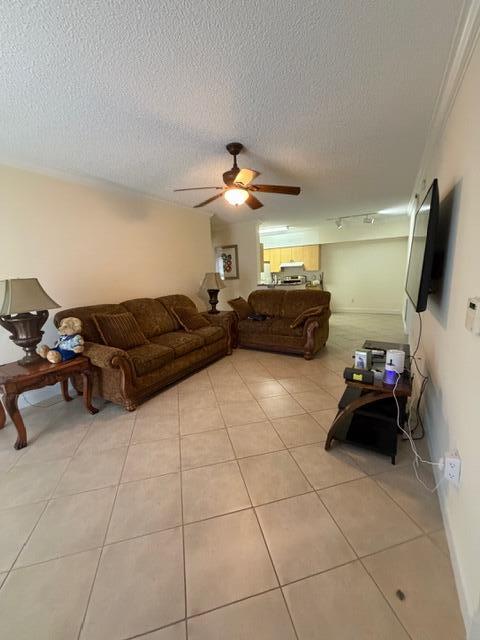 10282 S FOX TRAIL #214, Royal Palm Beach FL 33411