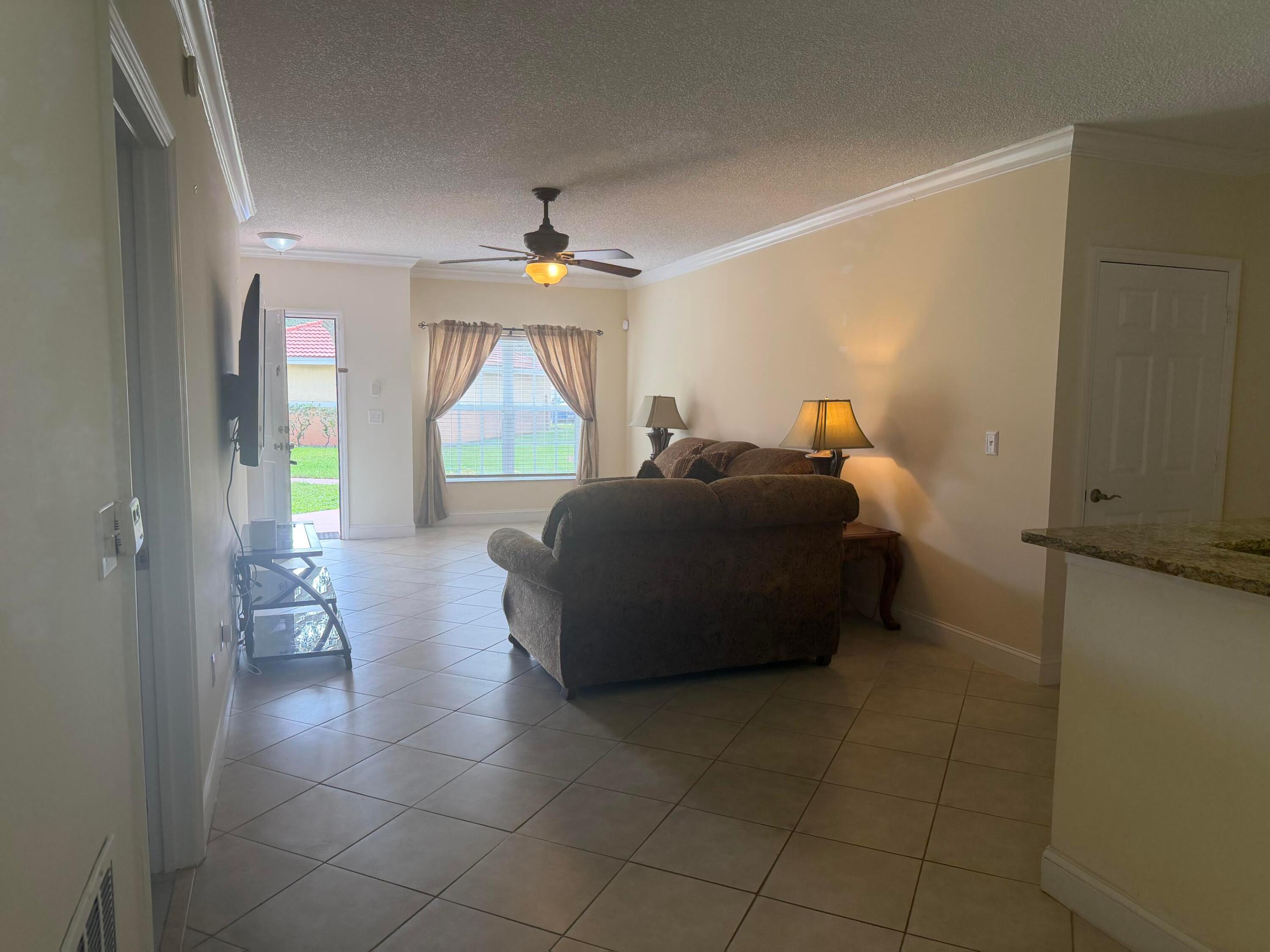 10282 S FOX TRAIL #214, Royal Palm Beach FL 33411