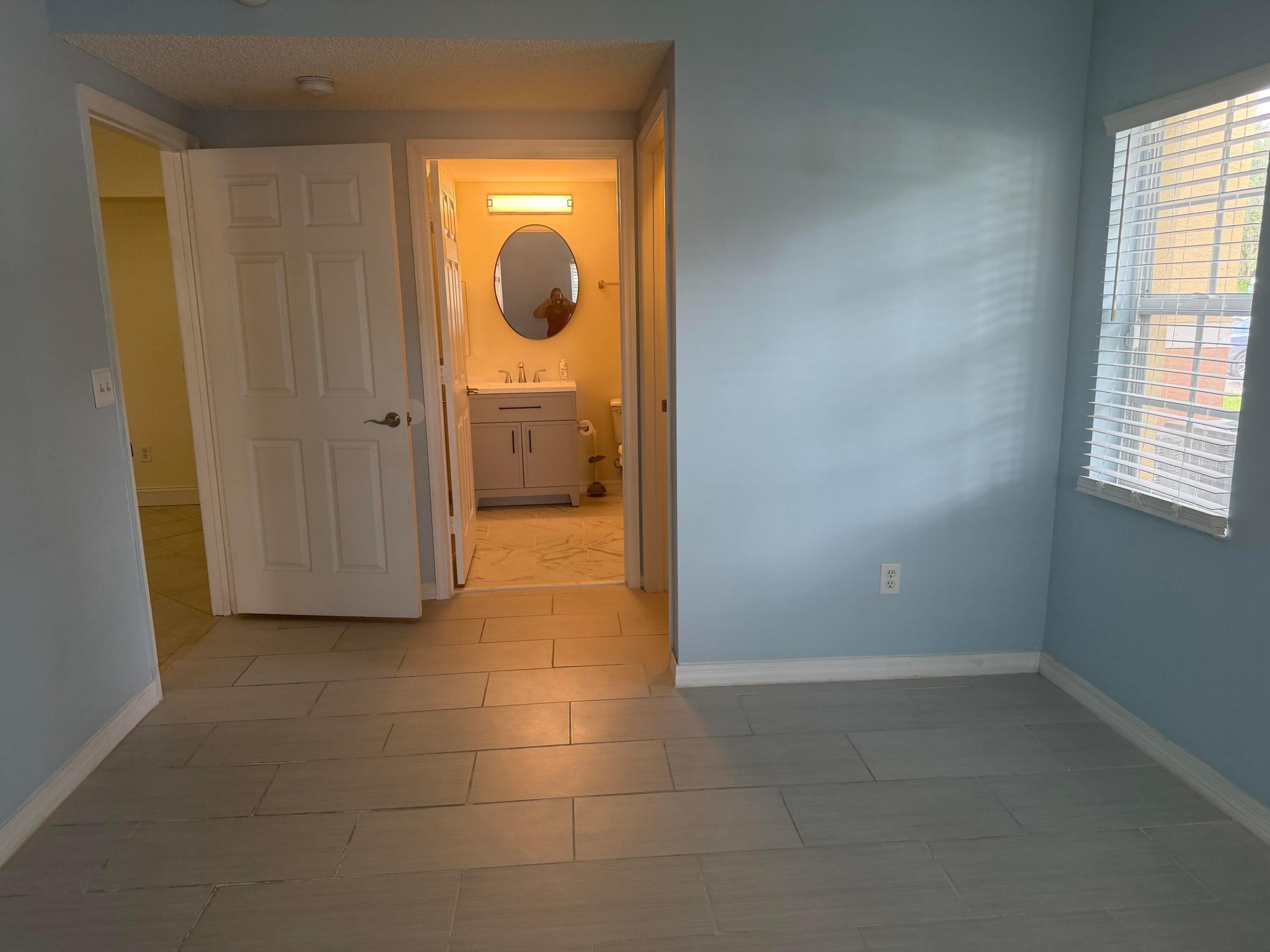 10282 S FOX TRAIL #214, Royal Palm Beach FL 33411