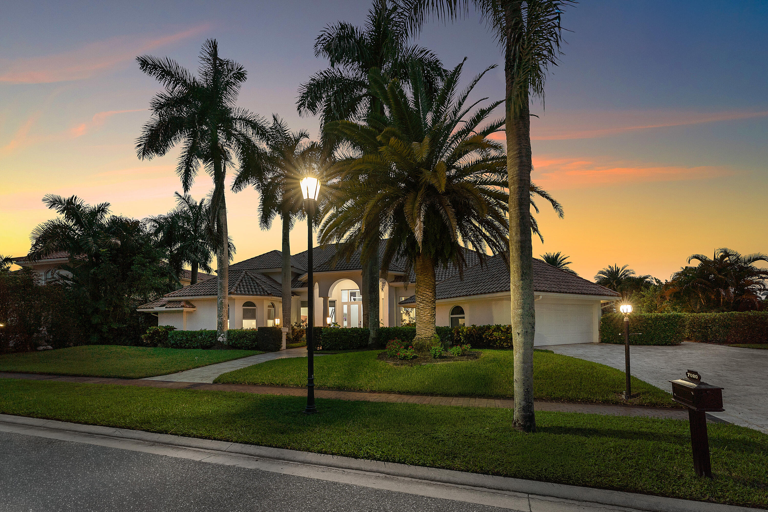 7080 Lions Head, Boca Raton FL 33496