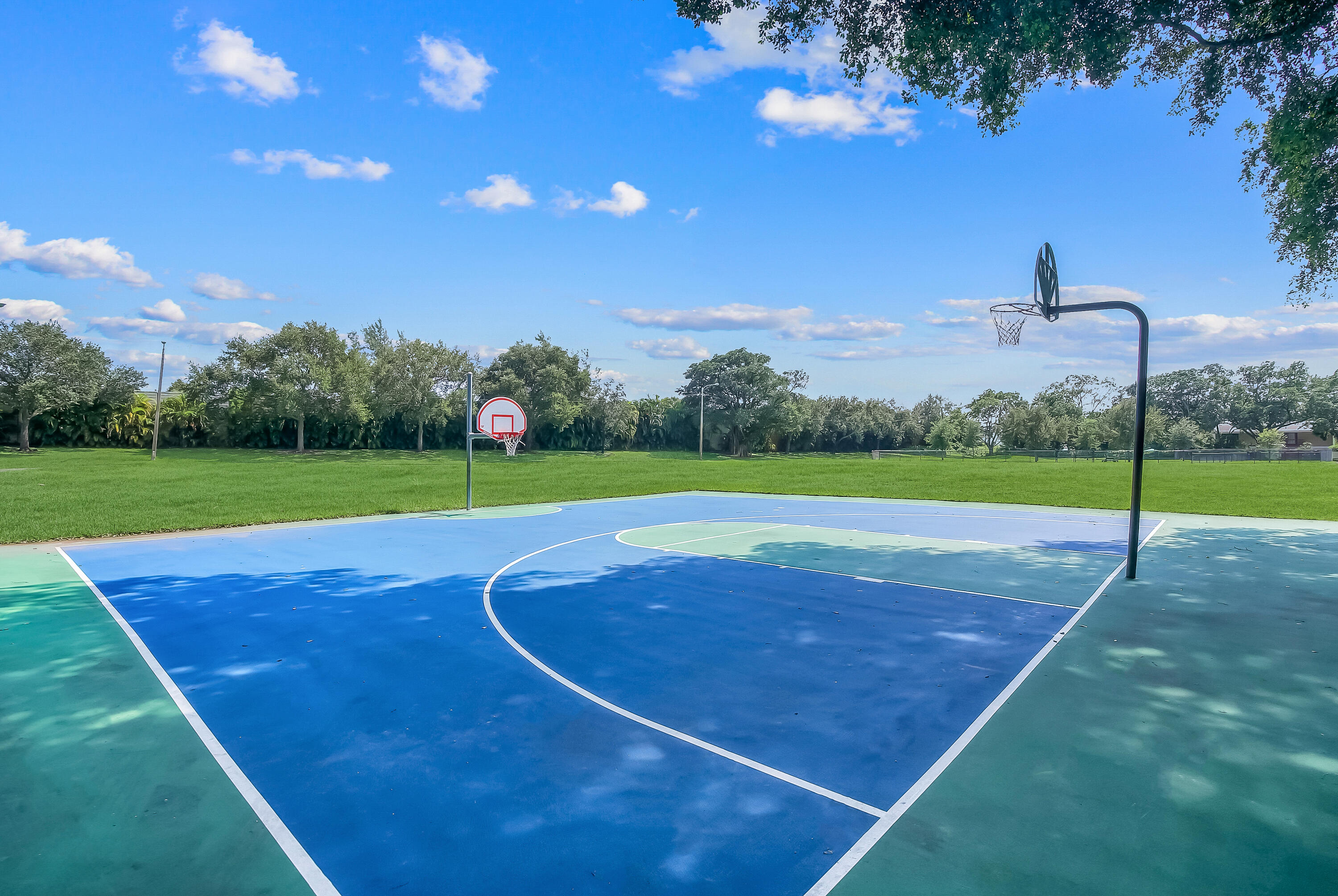 3015 OAKTREE #Unit 277, Hollywood FL 33021