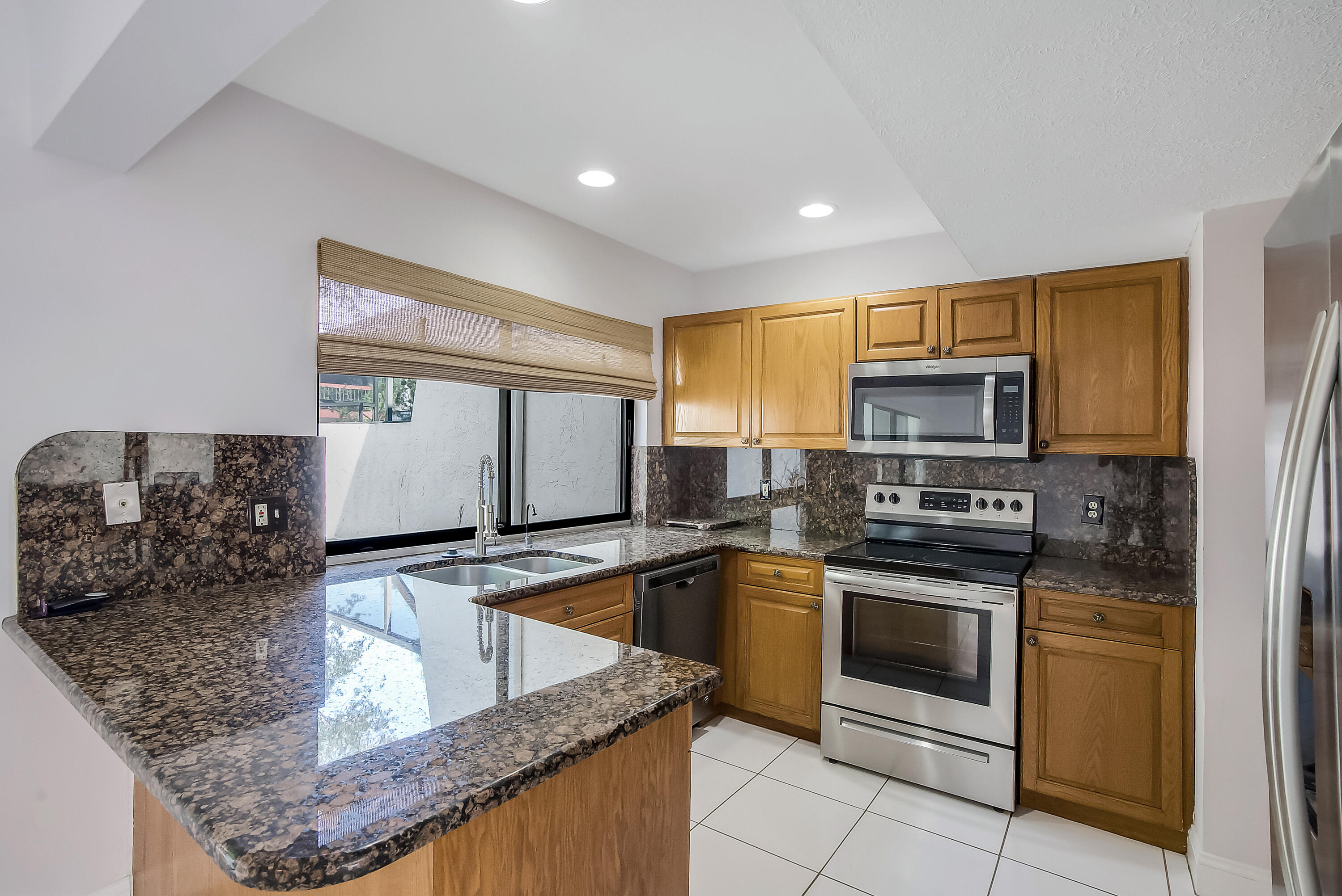 3015 OAKTREE #Unit 277, Hollywood FL 33021