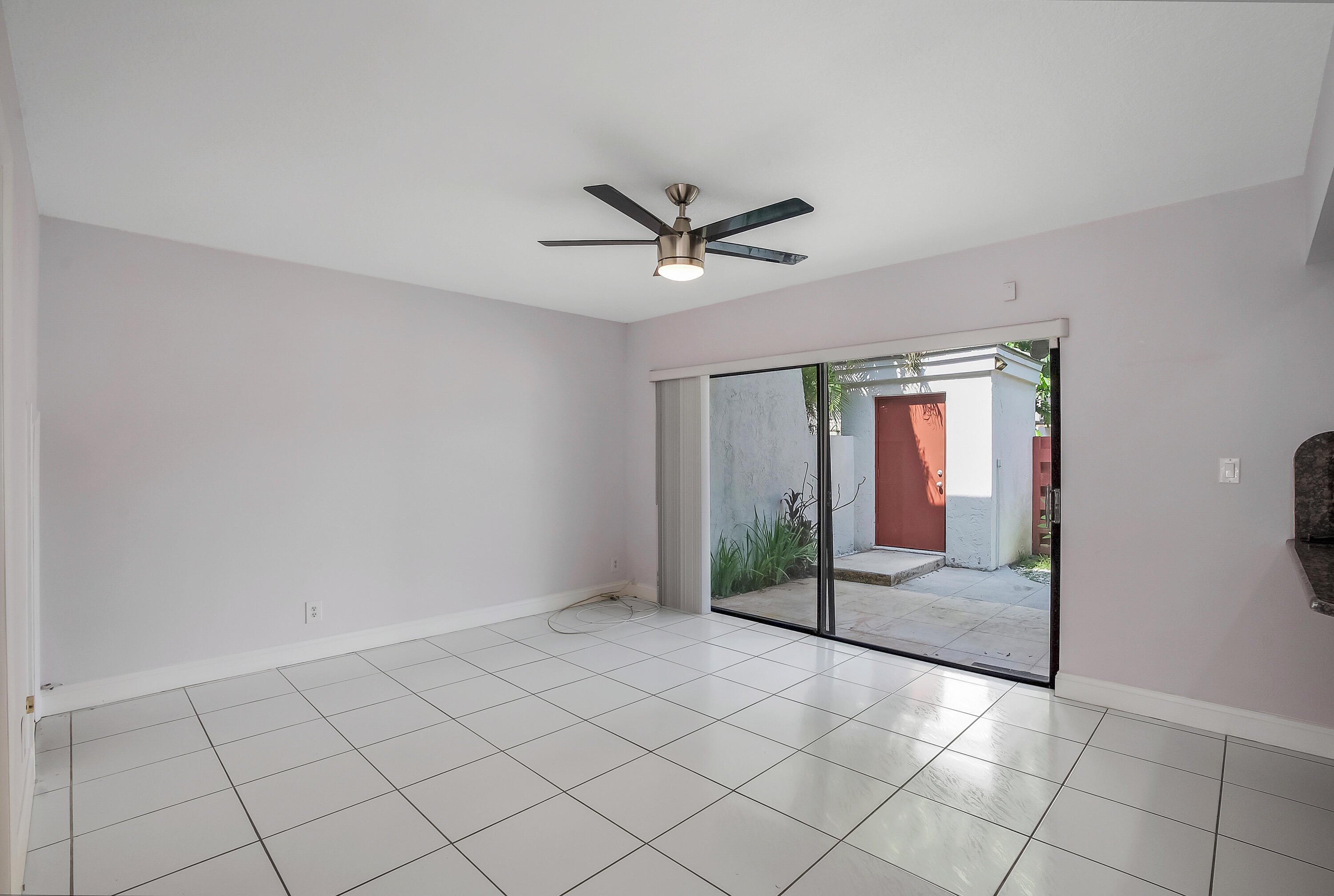 3015 OAKTREE #Unit 277, Hollywood FL 33021