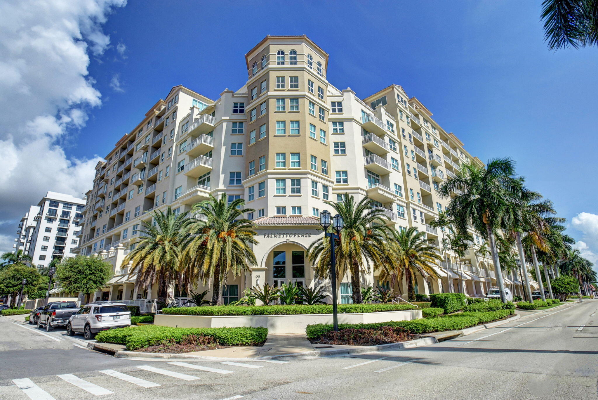 99 SE Mizner #Ph37, Boca Raton FL 33432