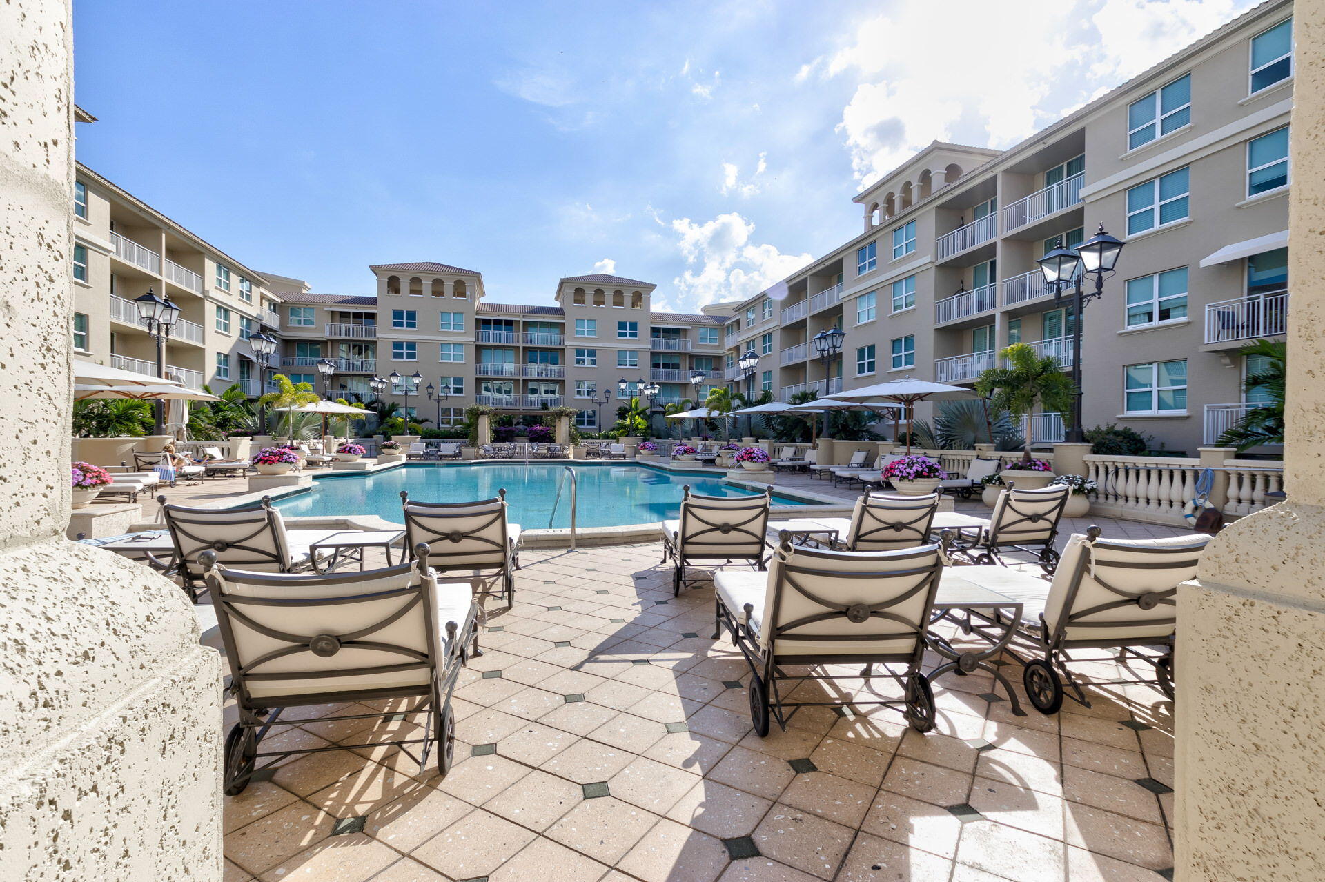 99 SE Mizner #Ph37, Boca Raton FL 33432