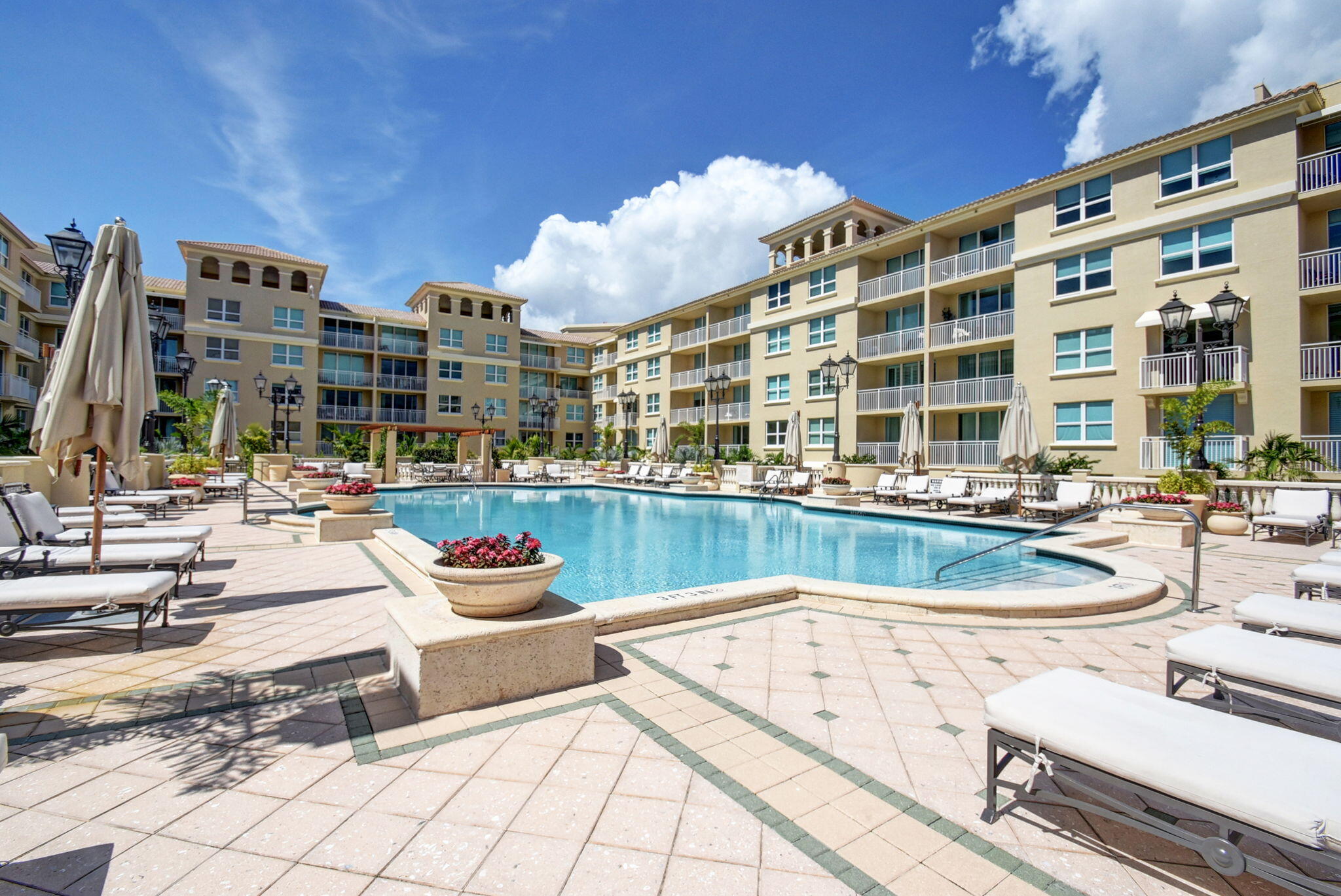 99 SE Mizner #Ph37, Boca Raton FL 33432