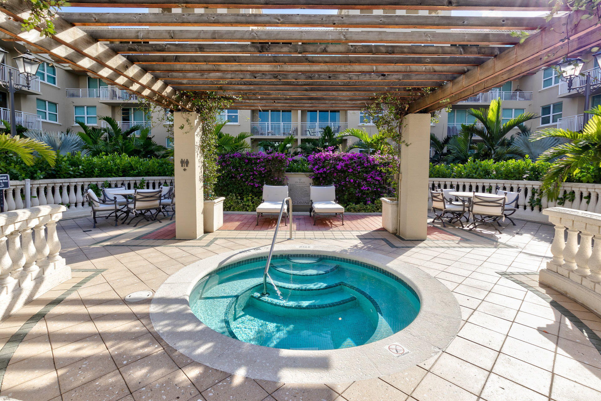 99 SE Mizner #Ph37, Boca Raton FL 33432