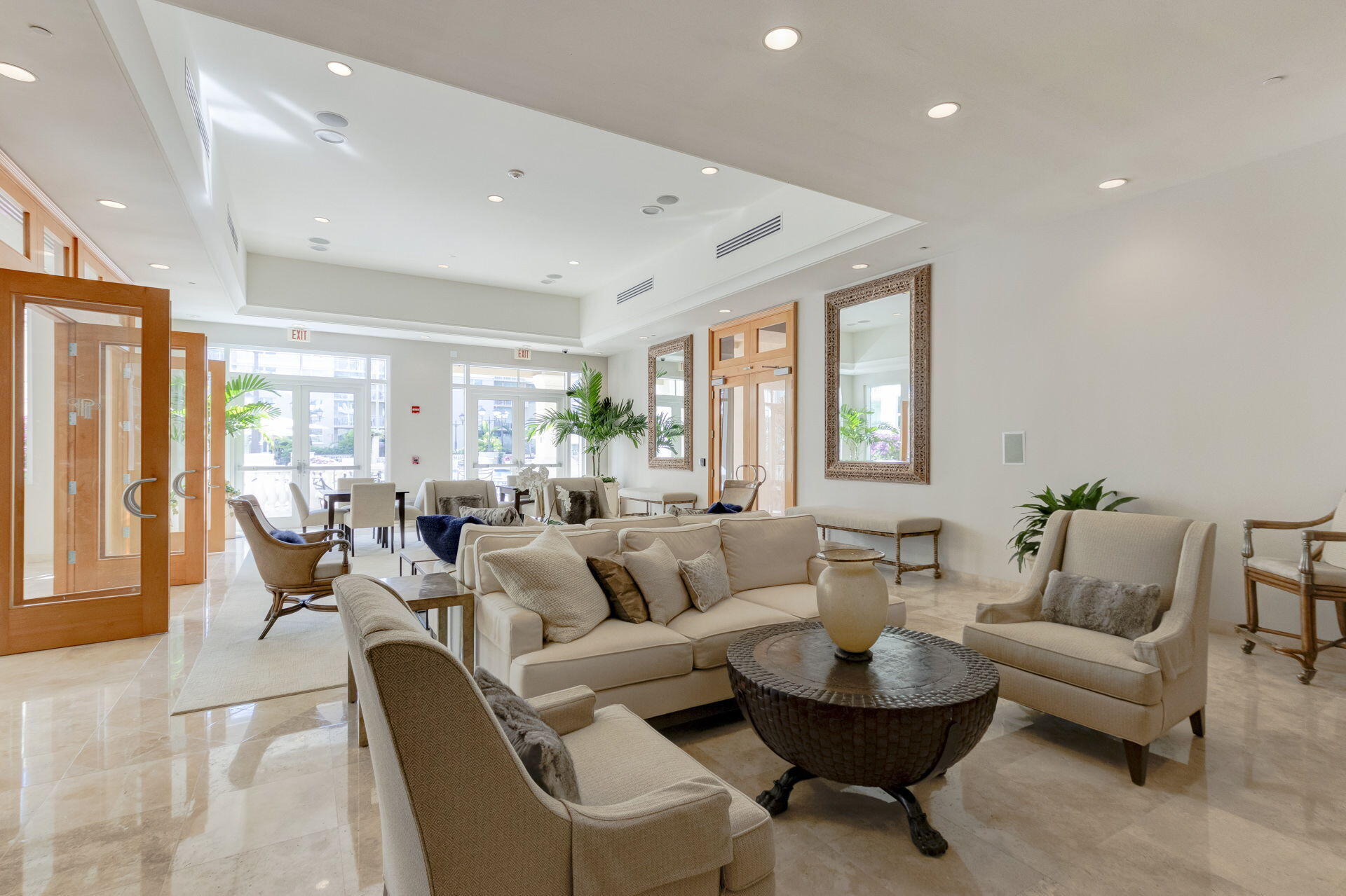99 SE Mizner #Ph37, Boca Raton FL 33432