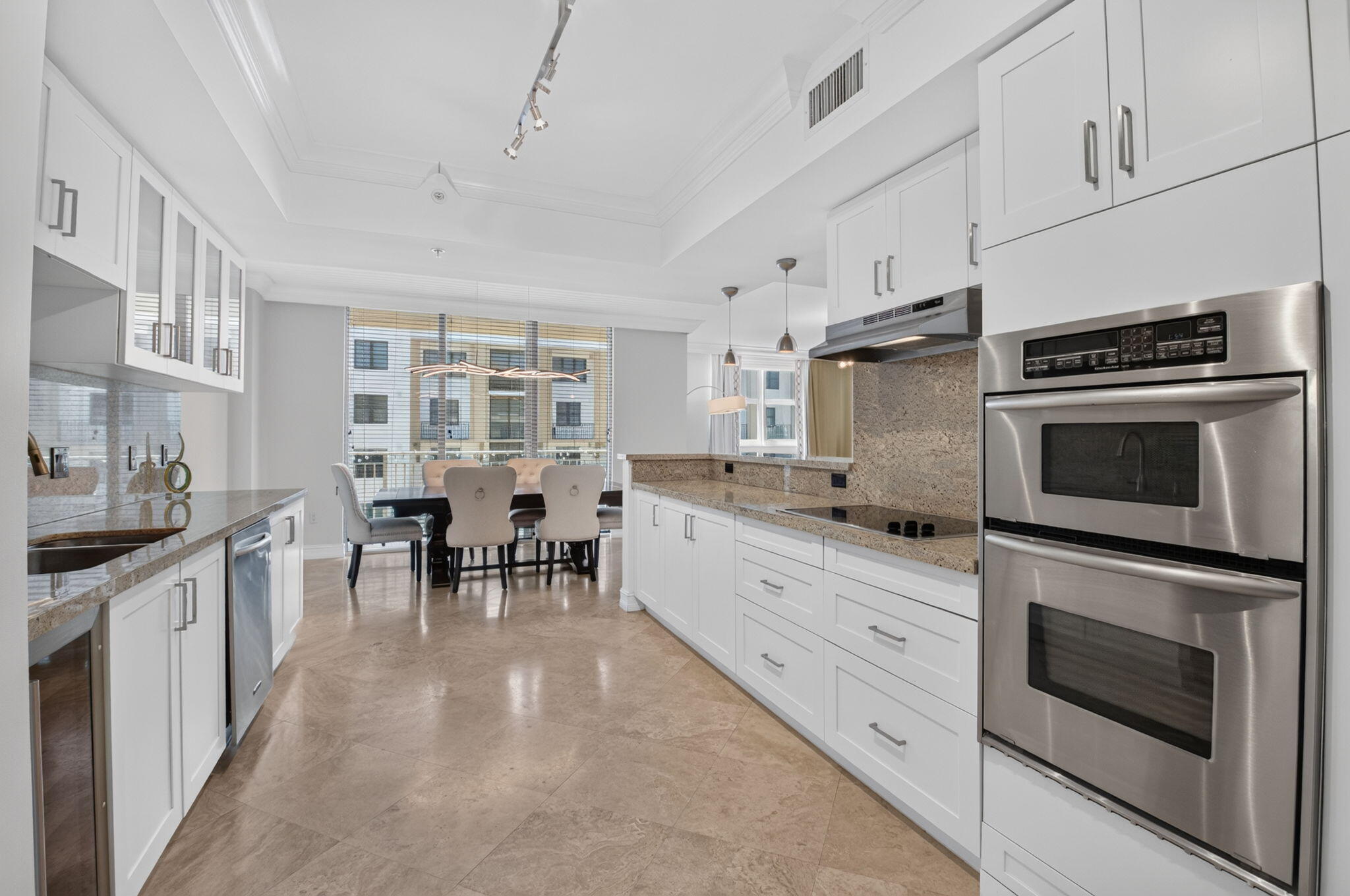 99 SE Mizner #Ph37, Boca Raton FL 33432