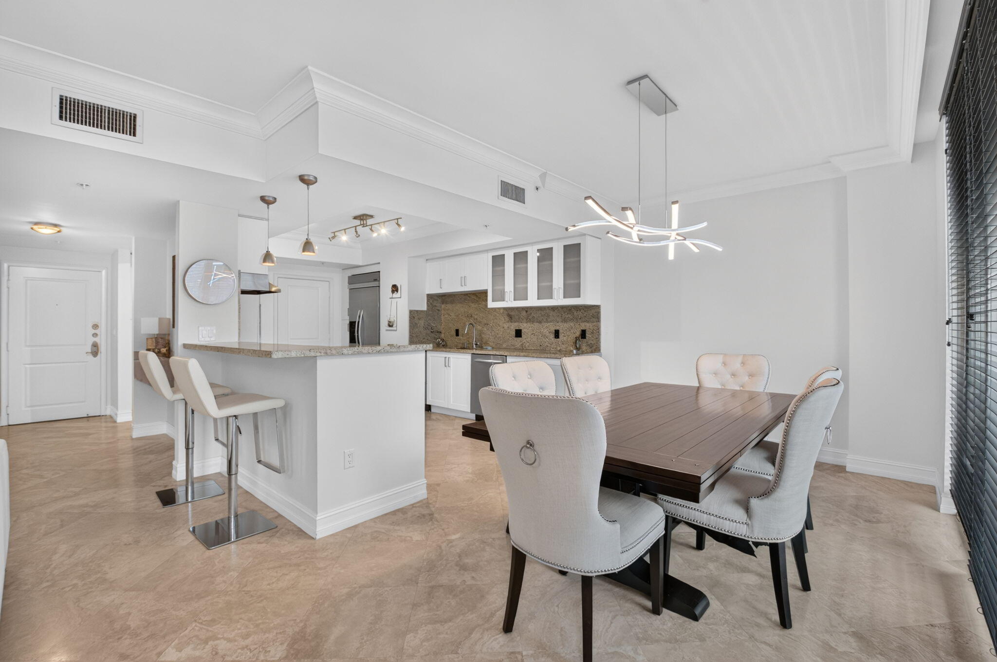 99 SE Mizner #Ph37, Boca Raton FL 33432