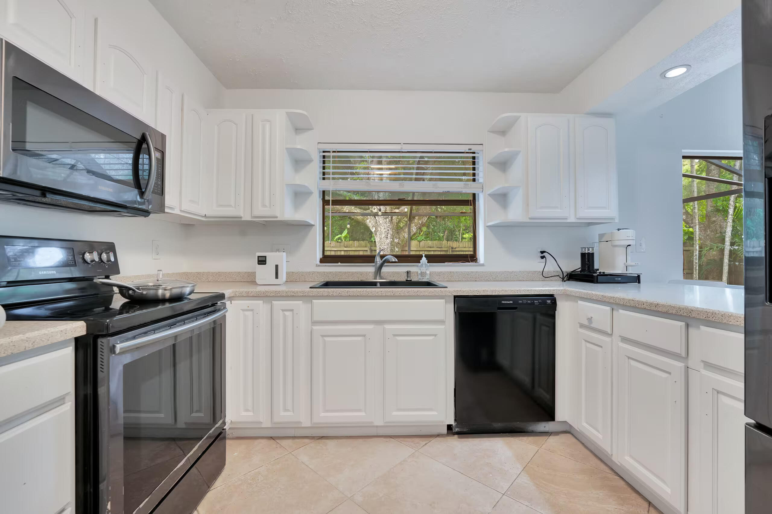 4966 NW 6TH, Coconut Creek FL 33063