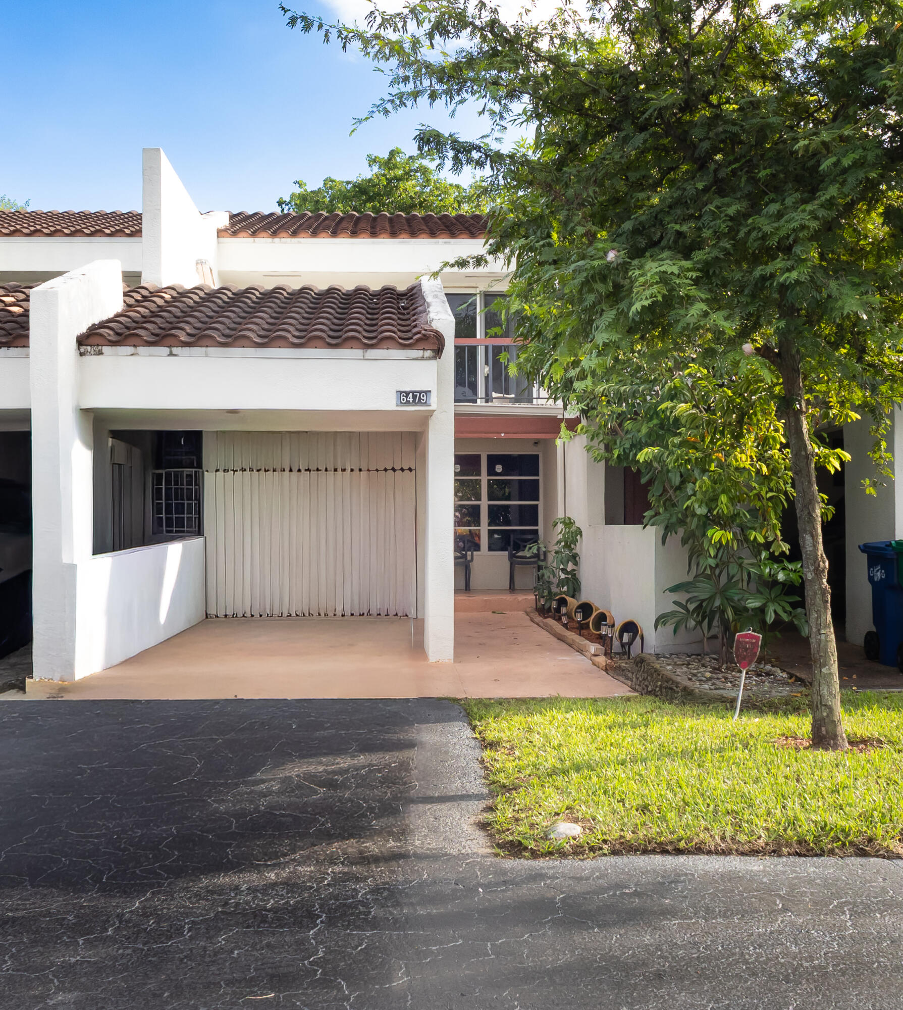 6479 Racquet Club, Lauderhill FL 33319