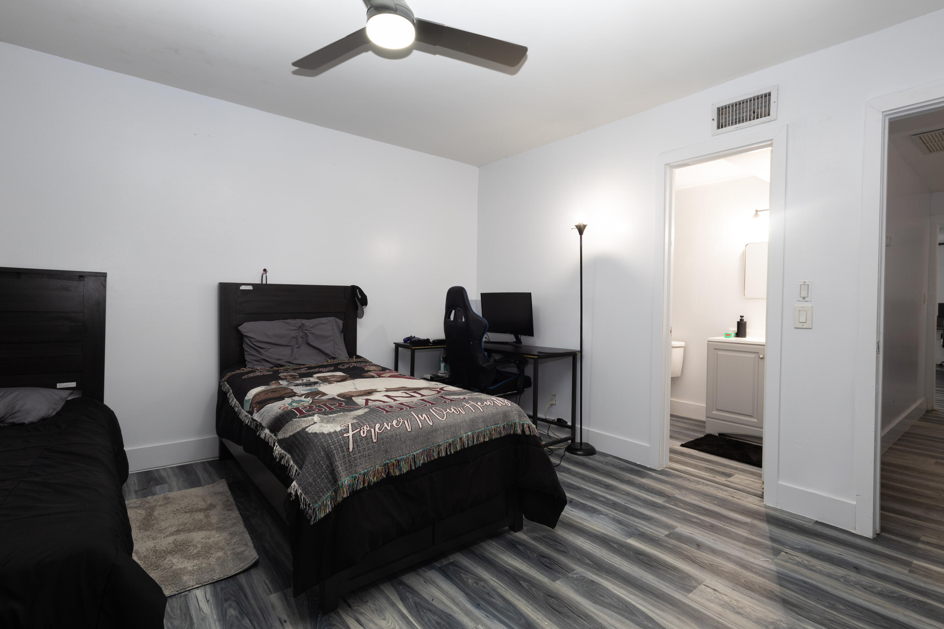 6479 Racquet Club, Lauderhill FL 33319