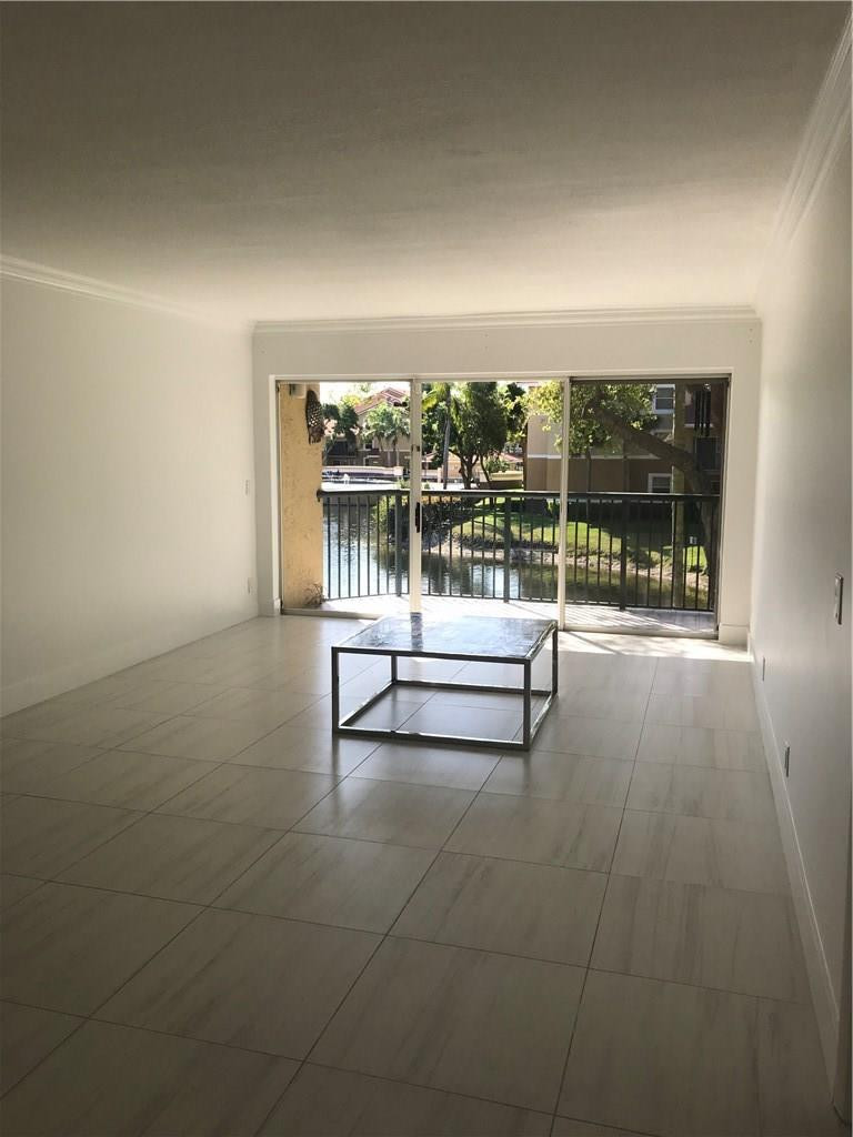 8741 WILES #202, Coral Springs FL 33067