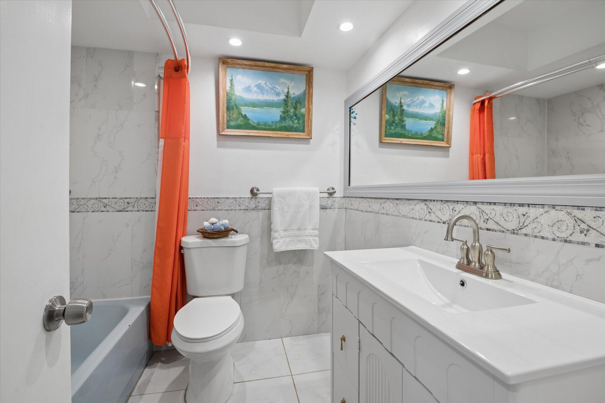 2501 N OCEAN #8, Pompano Beach FL 33062