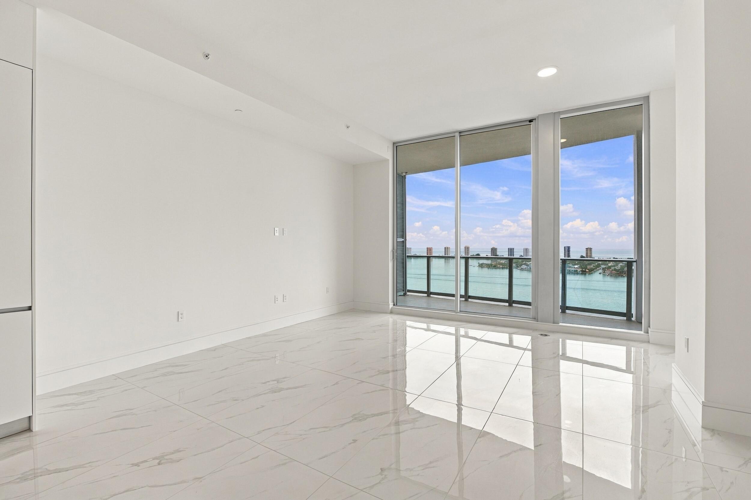 220 LAKE SHORE #2306, West Palm Beach FL 33403