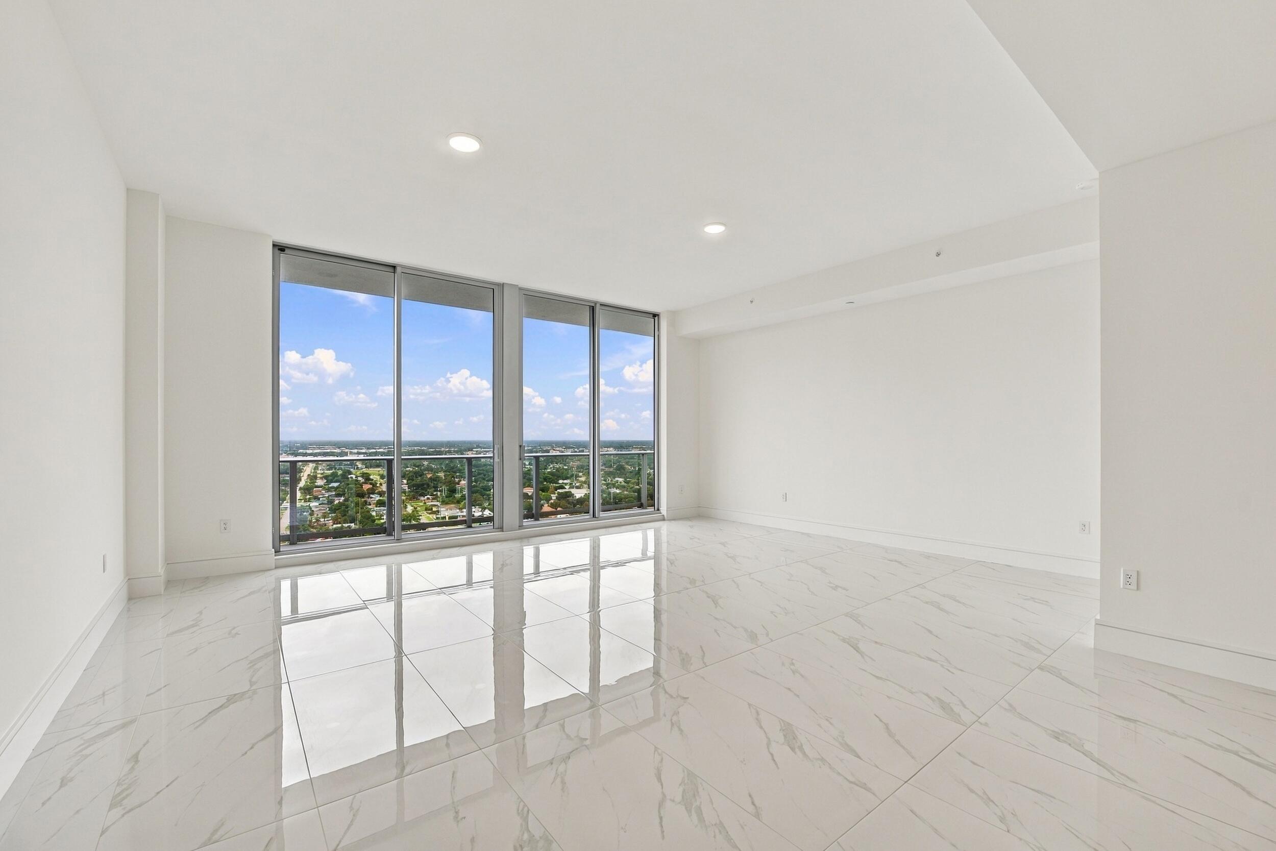 220 LAKE SHORE #2306, West Palm Beach FL 33403