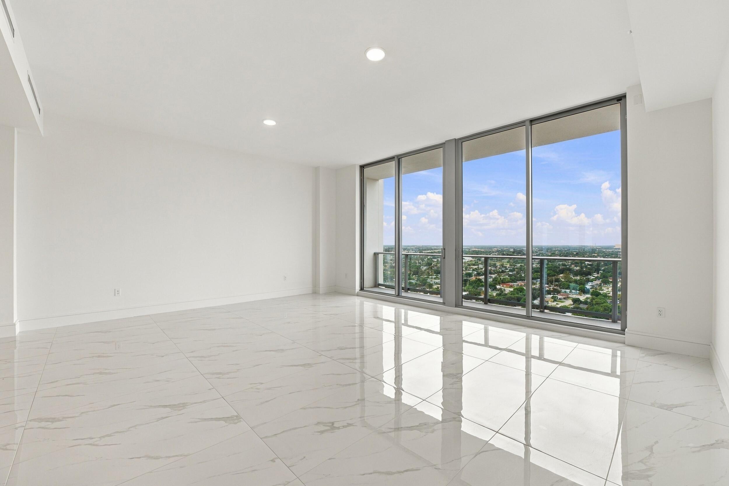 220 LAKE SHORE #2306, West Palm Beach FL 33403