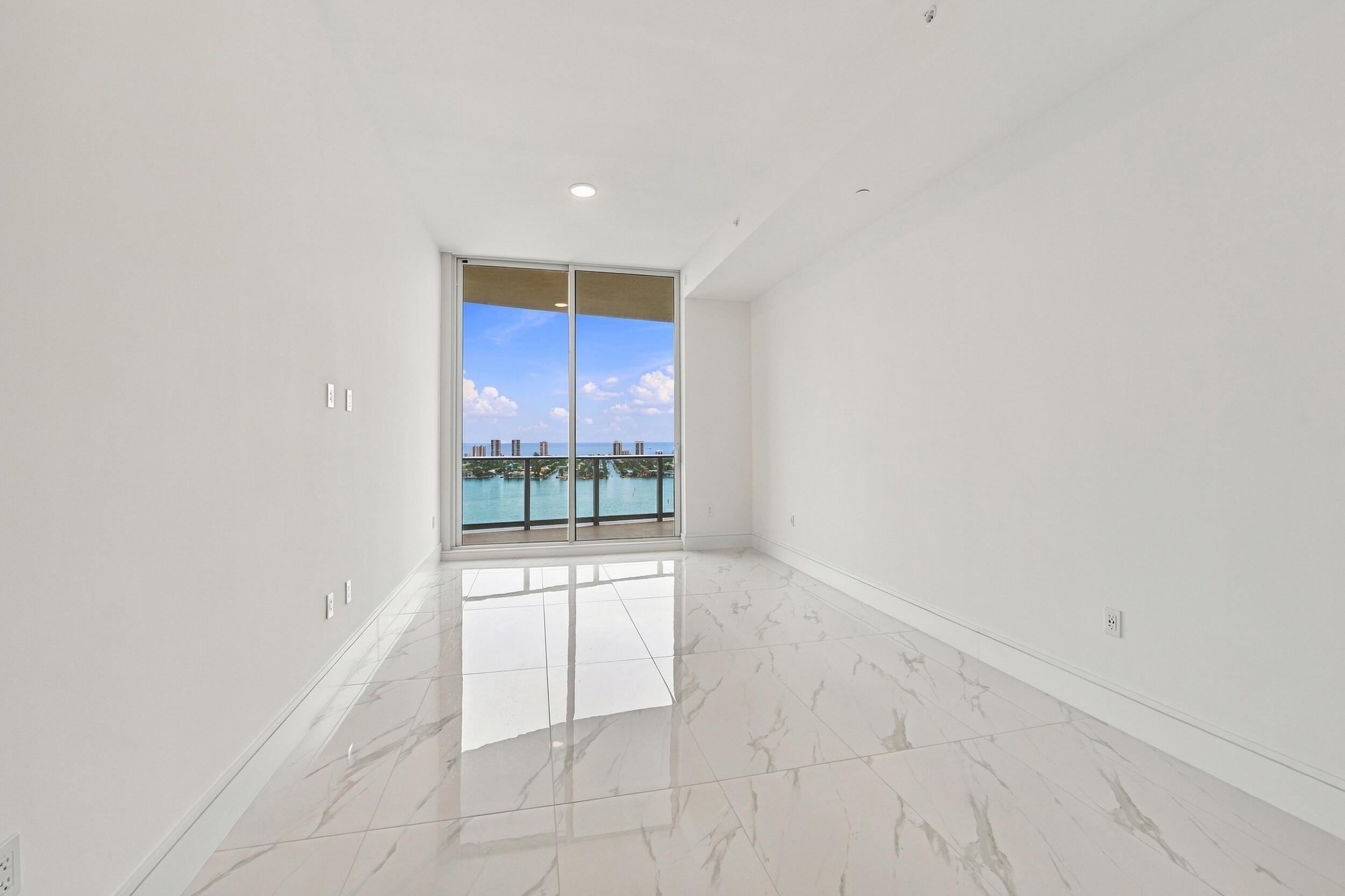 220 LAKE SHORE #2306, West Palm Beach FL 33403