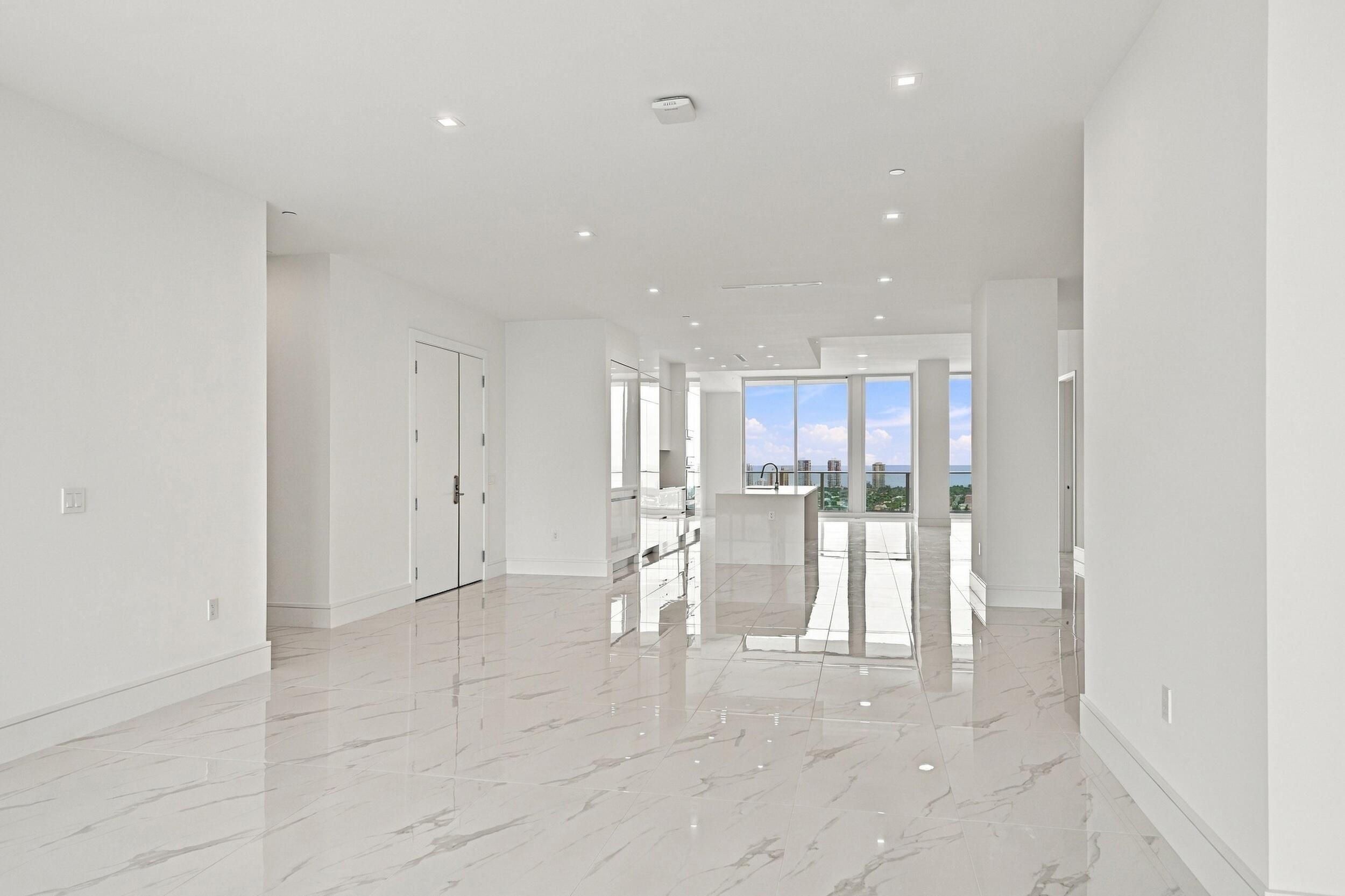 220 LAKE SHORE #2306, West Palm Beach FL 33403