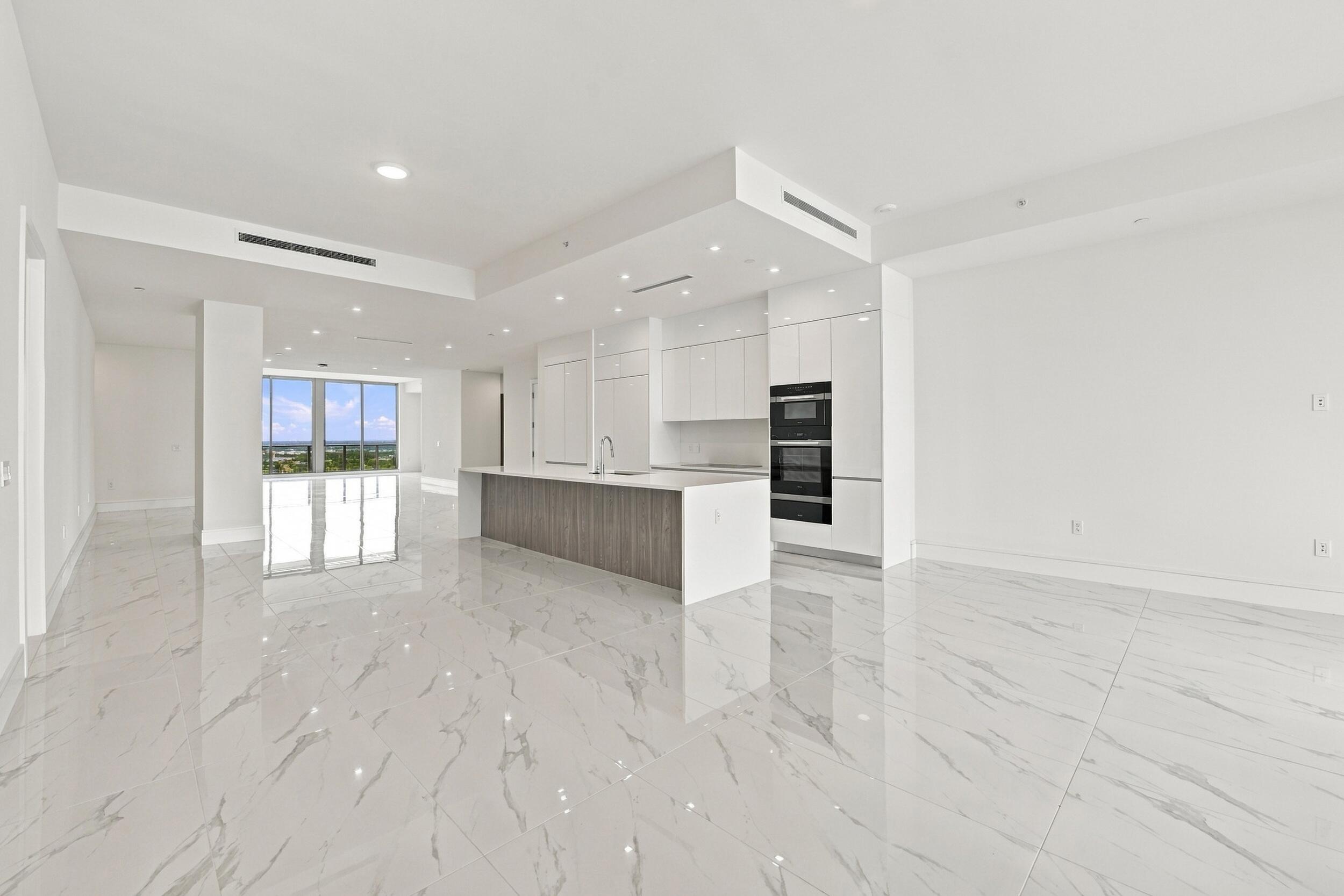 220 LAKE SHORE #2306, West Palm Beach FL 33403