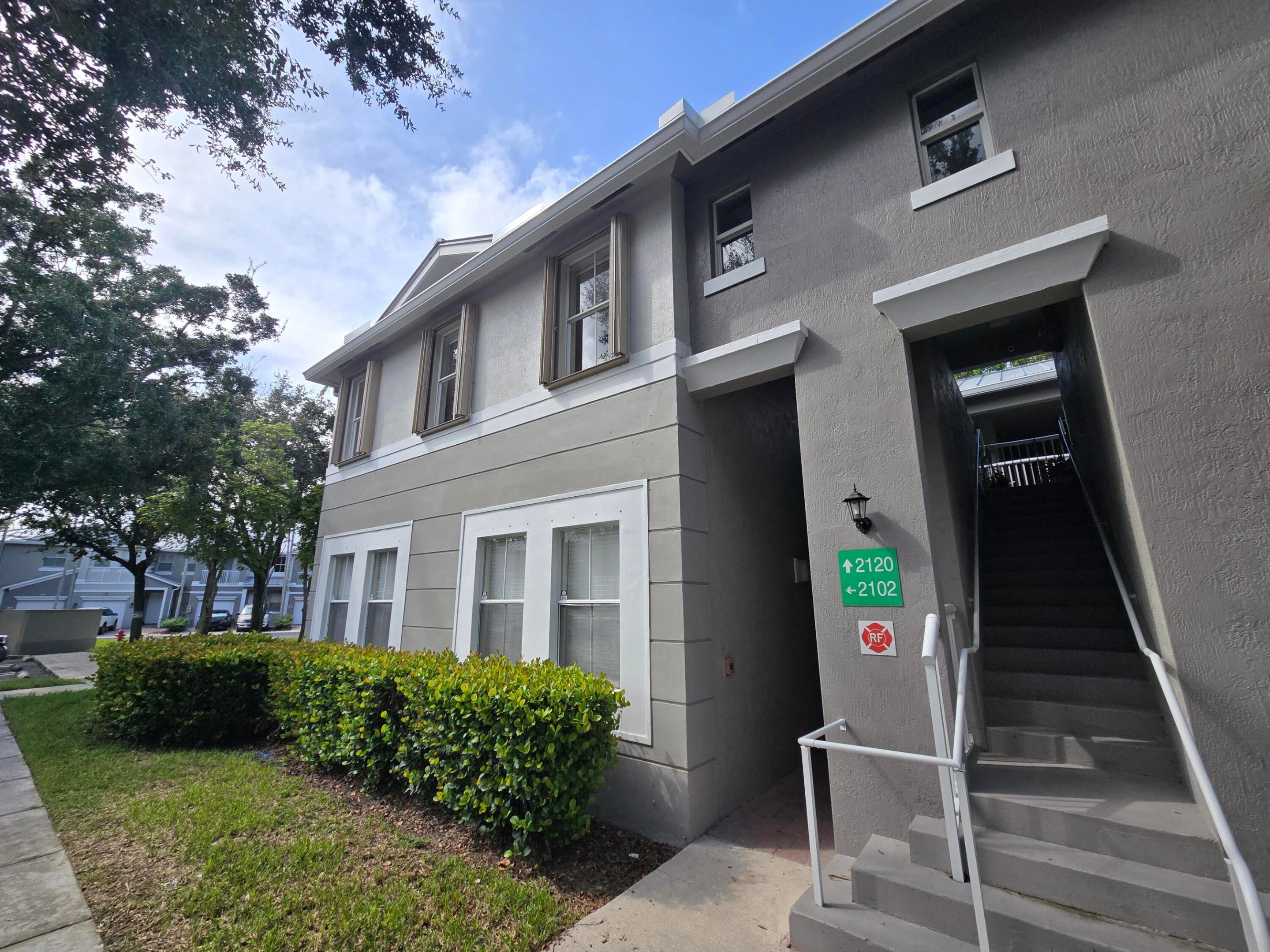 2103 SHOMA, Royal Palm Beach FL 33414