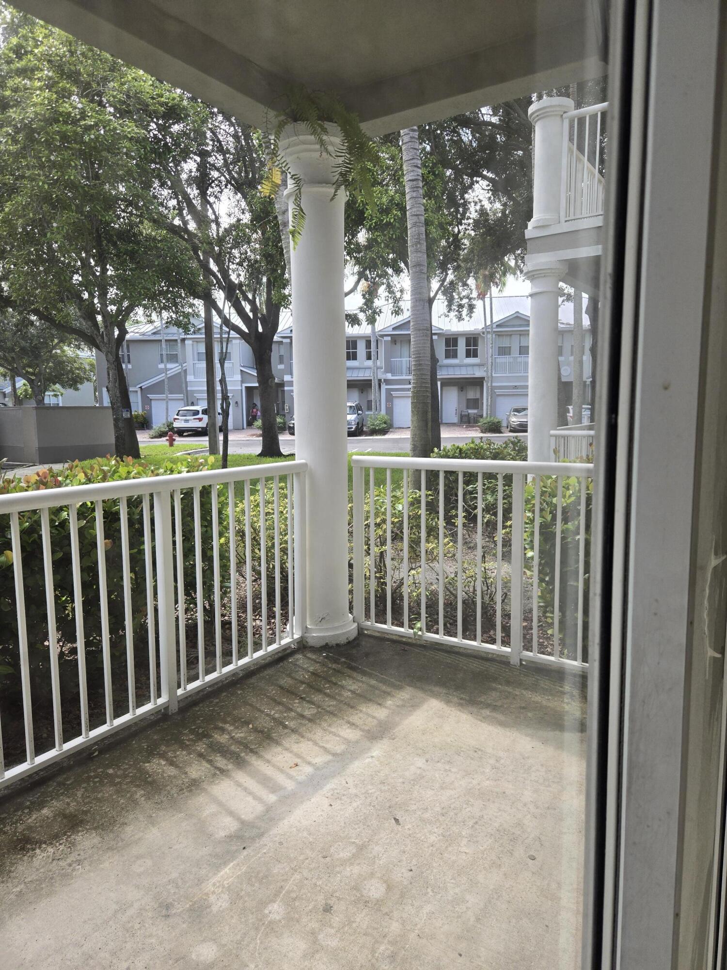 2103 SHOMA, Royal Palm Beach FL 33414