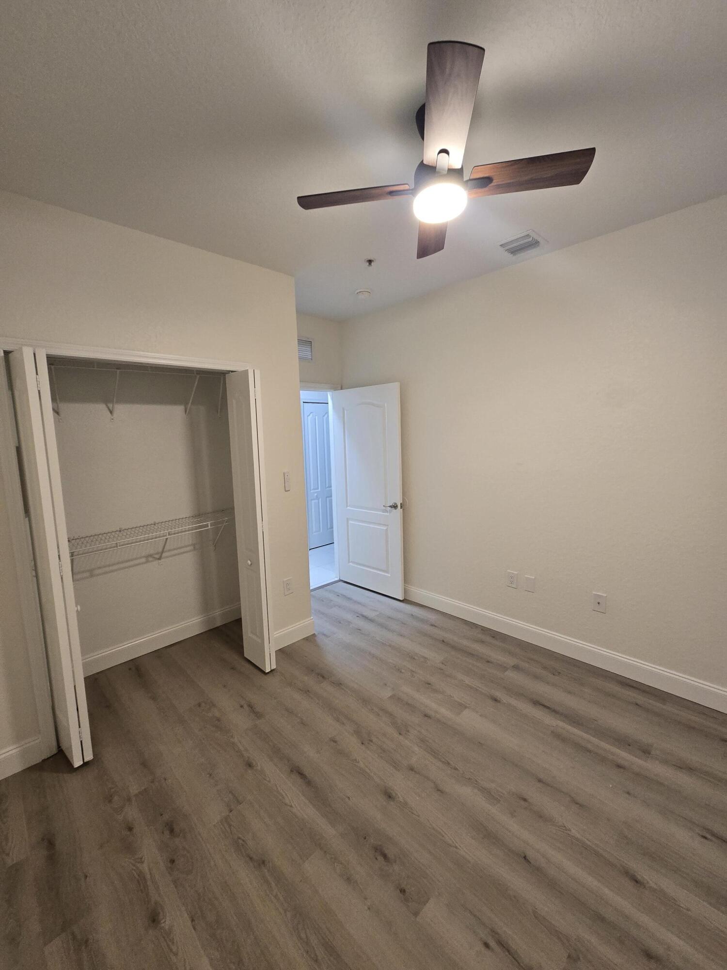 2103 SHOMA, Royal Palm Beach FL 33414