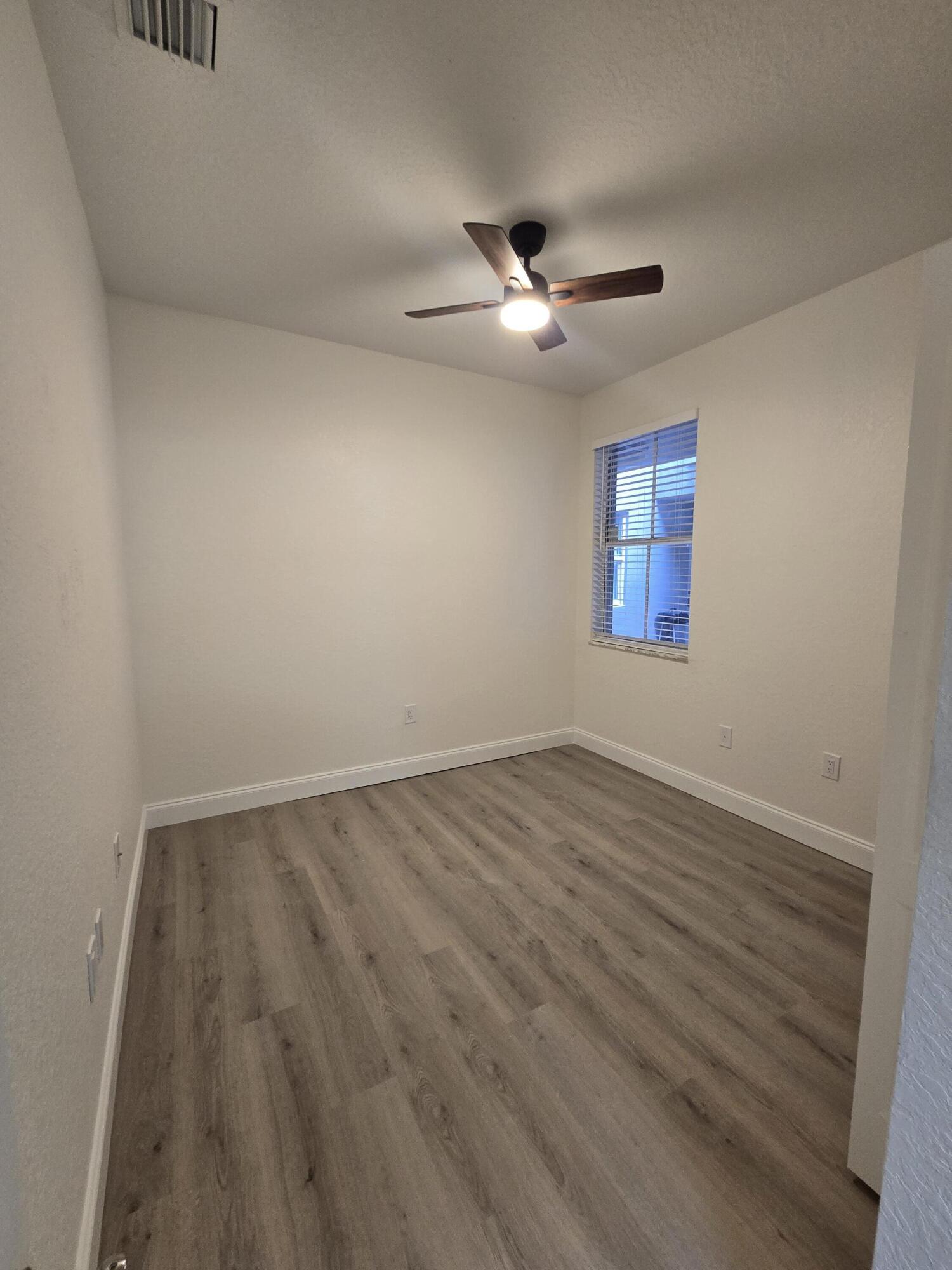2103 SHOMA, Royal Palm Beach FL 33414