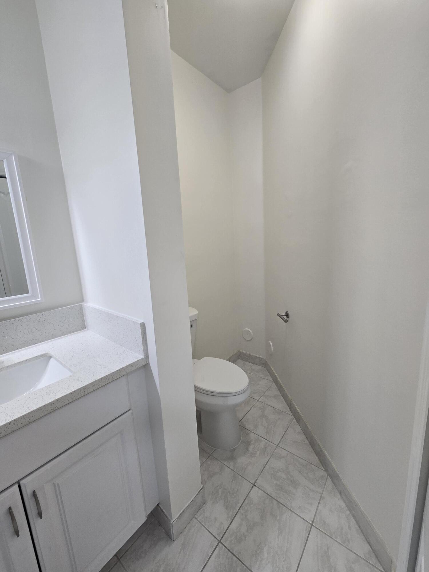 2103 SHOMA, Royal Palm Beach FL 33414