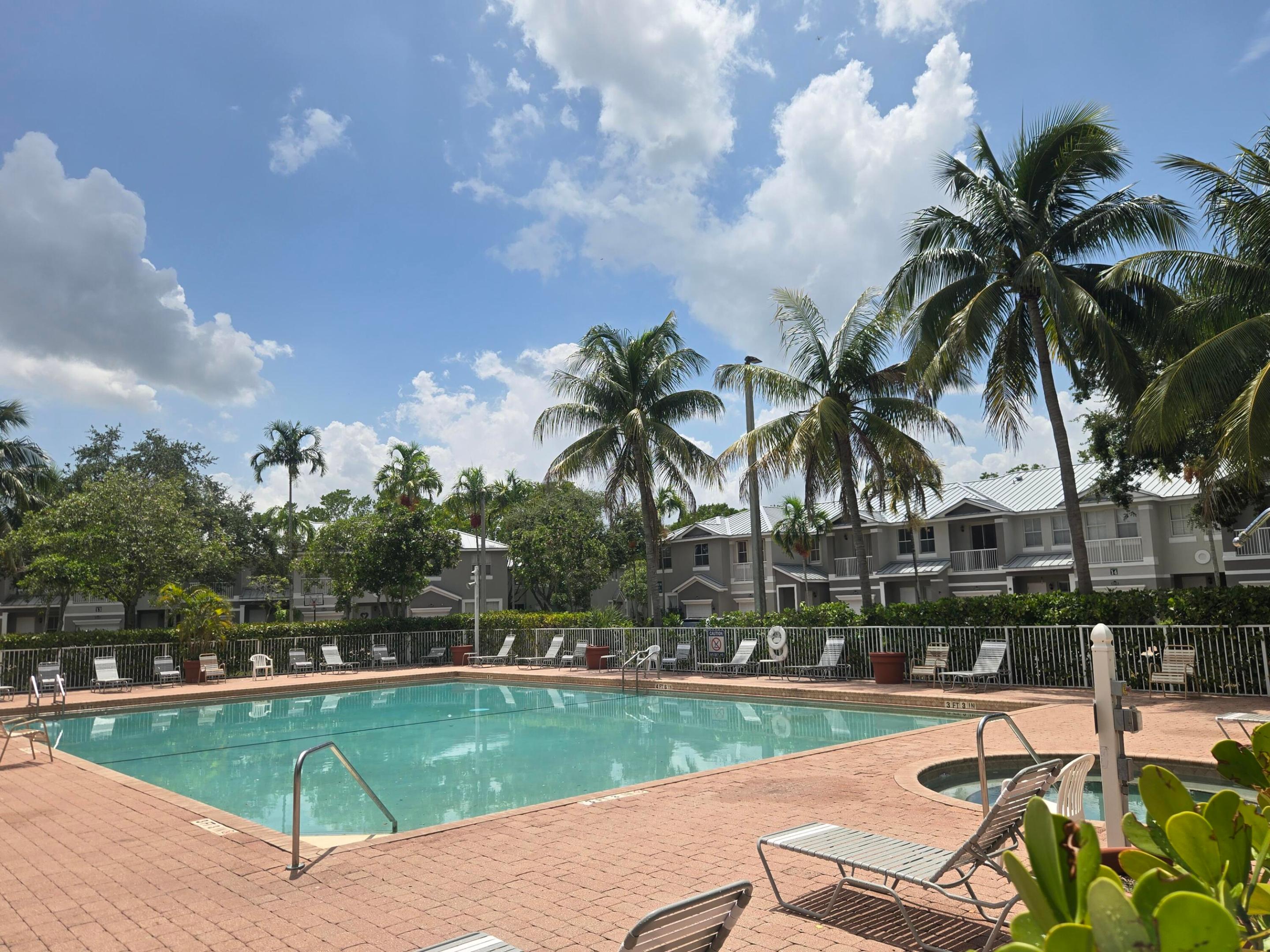 2103 SHOMA, Royal Palm Beach FL 33414