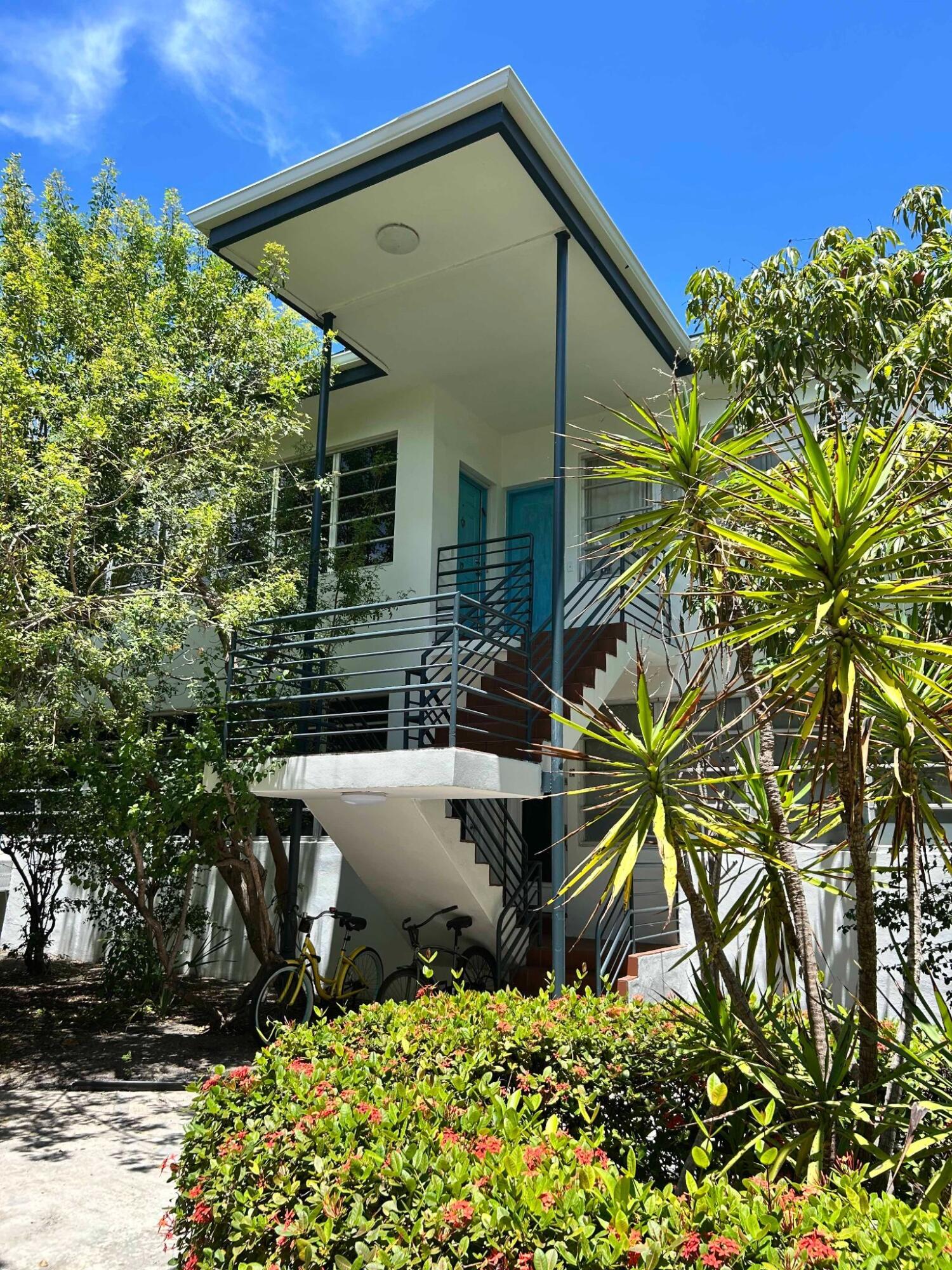 4720 PINE TREE #11, Miami Beach FL 33140