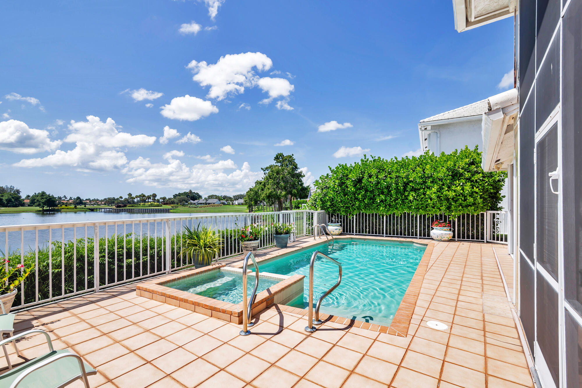 12 SUTTON, Boynton Beach FL 33436