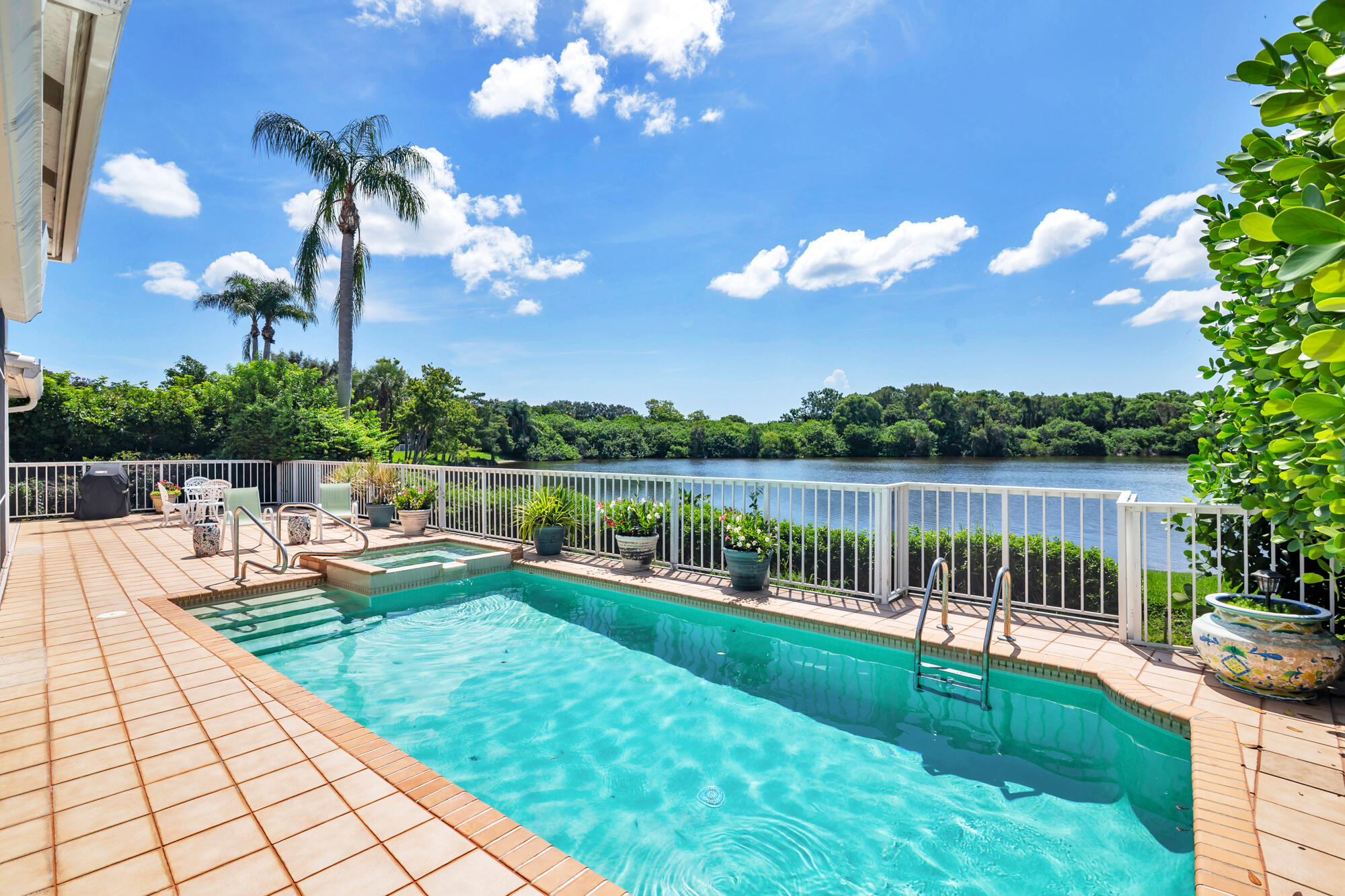 12 SUTTON, Boynton Beach FL 33436