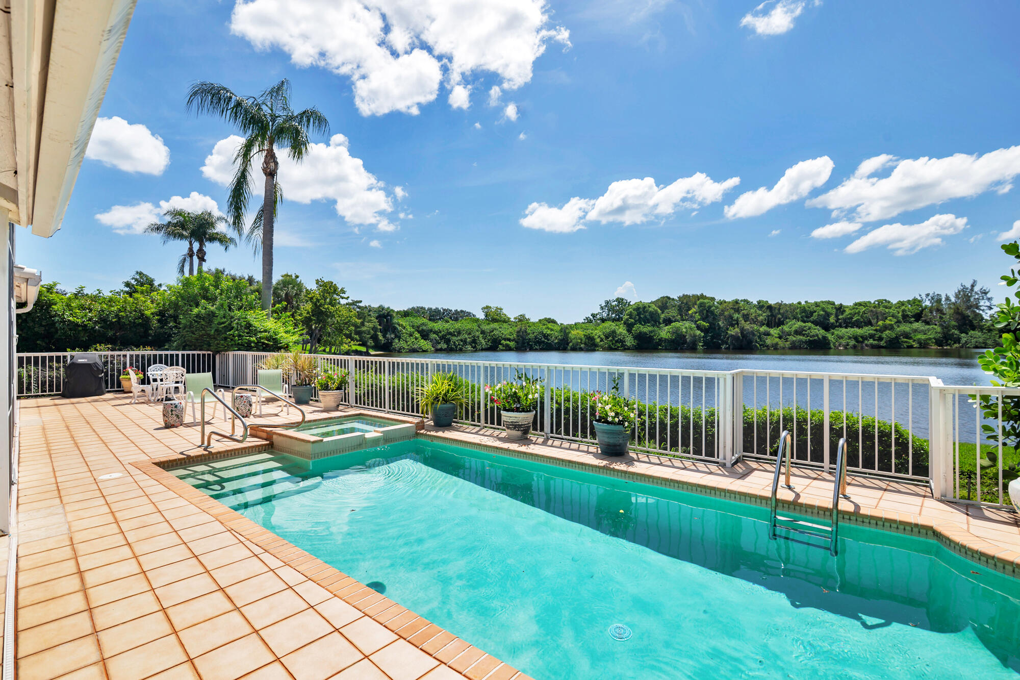 12 SUTTON, Boynton Beach FL 33436