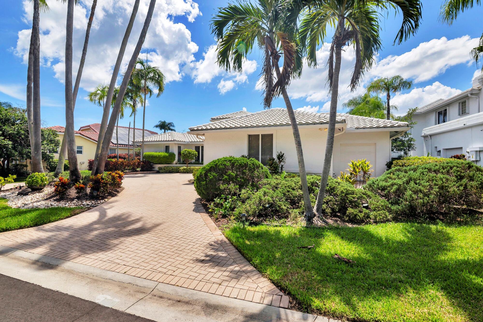 12 SUTTON, Boynton Beach FL 33436
