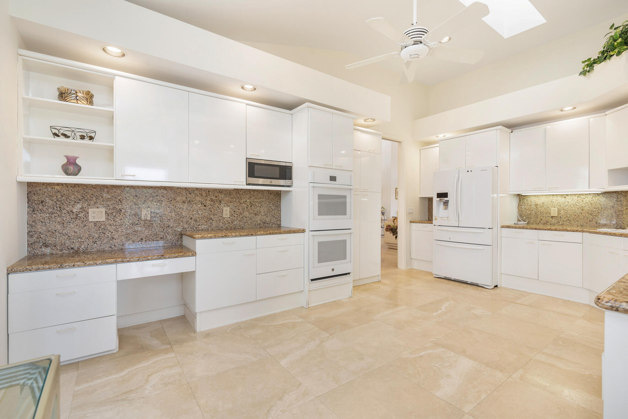 12 SUTTON, Boynton Beach FL 33436