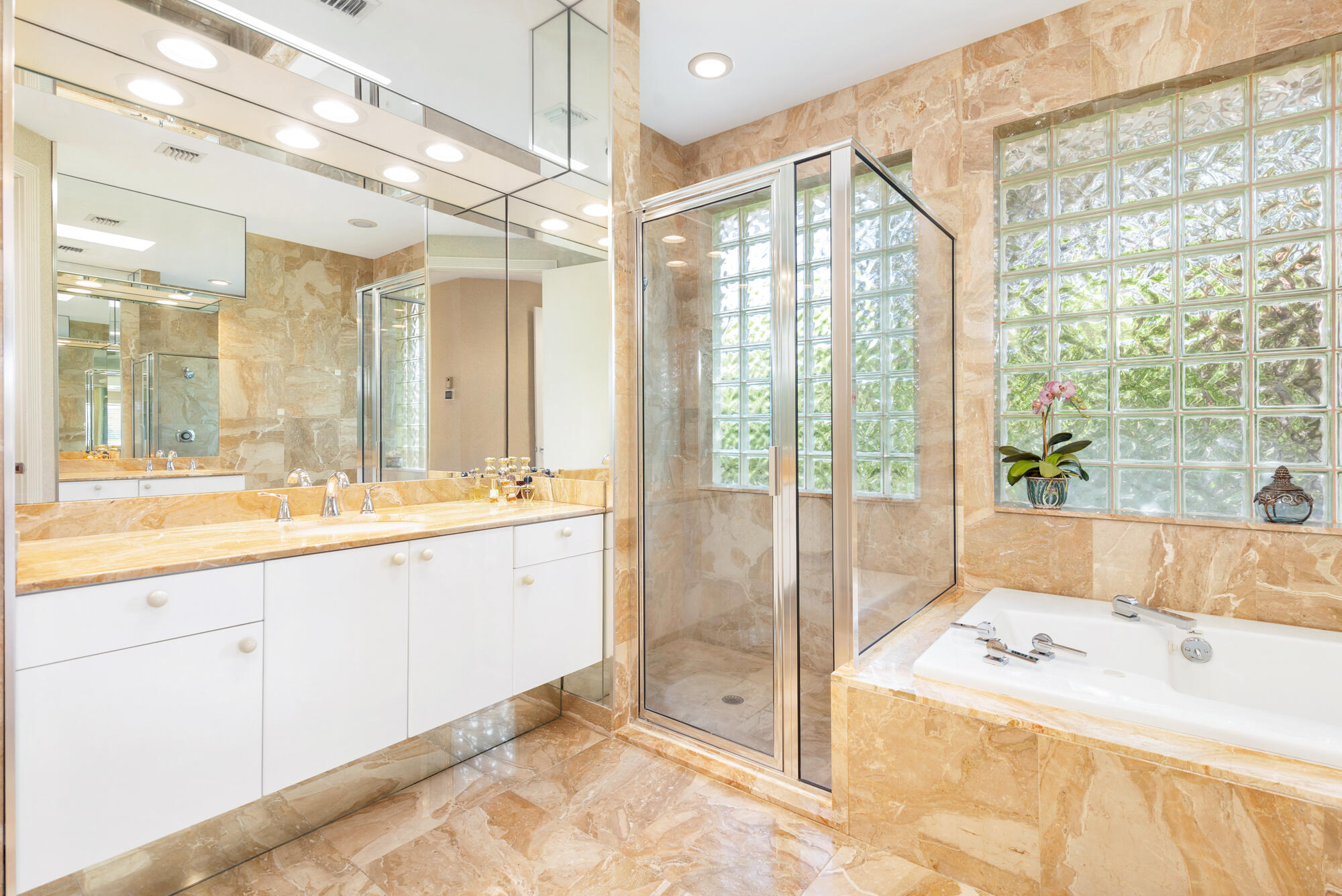 12 SUTTON, Boynton Beach FL 33436
