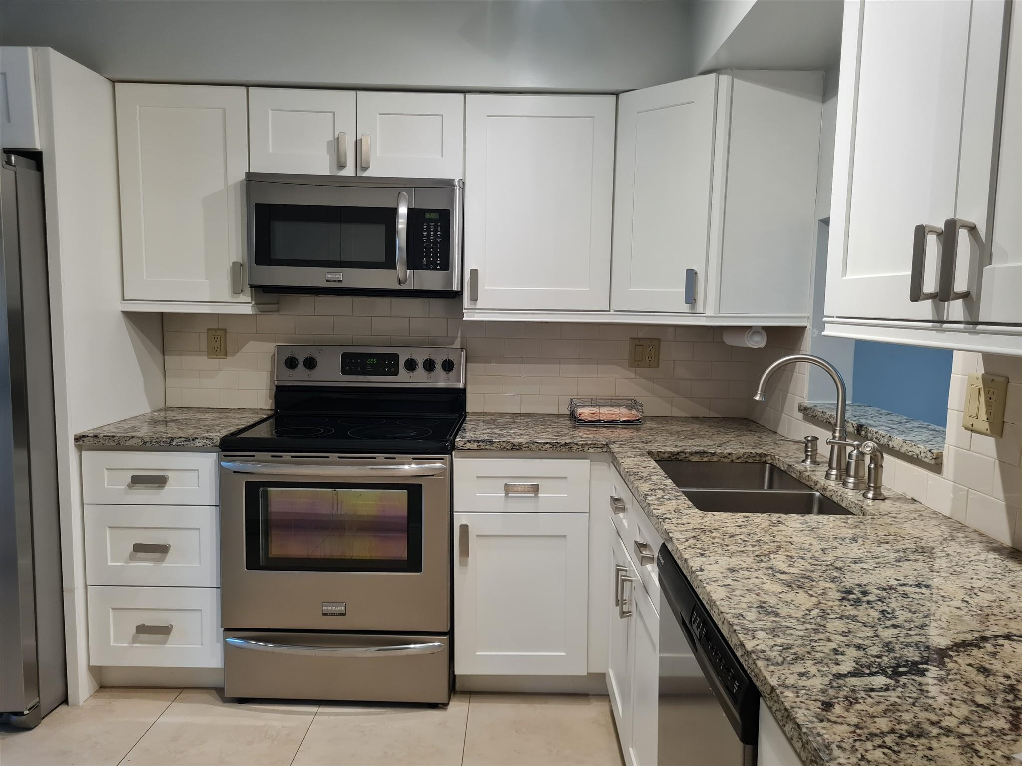 5201 NE 14TH #1, Fort Lauderdale FL 33334