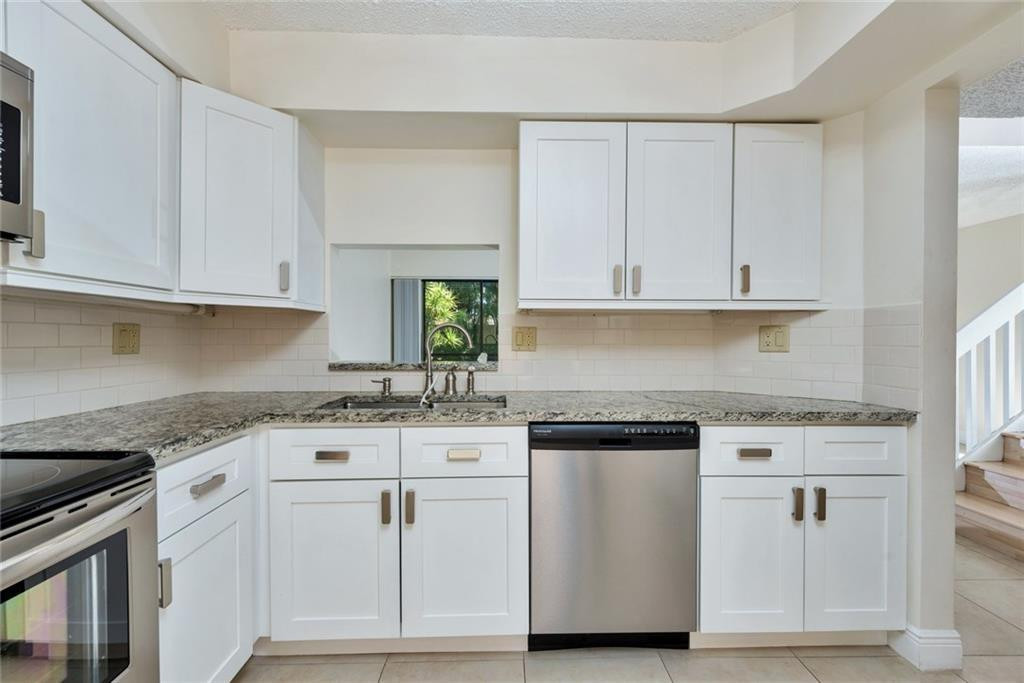 5201 NE 14TH #1, Fort Lauderdale FL 33334