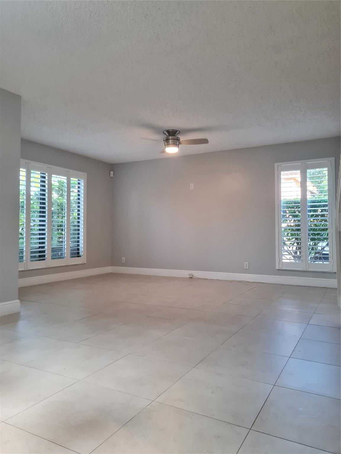 5201 NE 14TH #1, Fort Lauderdale FL 33334