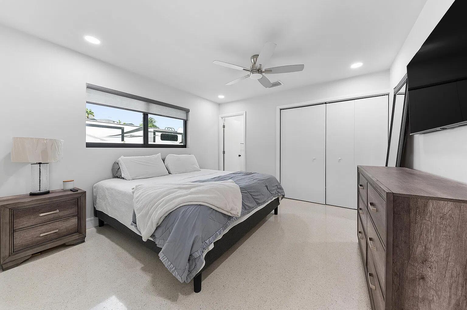 405 Chapel Hill, Boynton Beach FL 33435