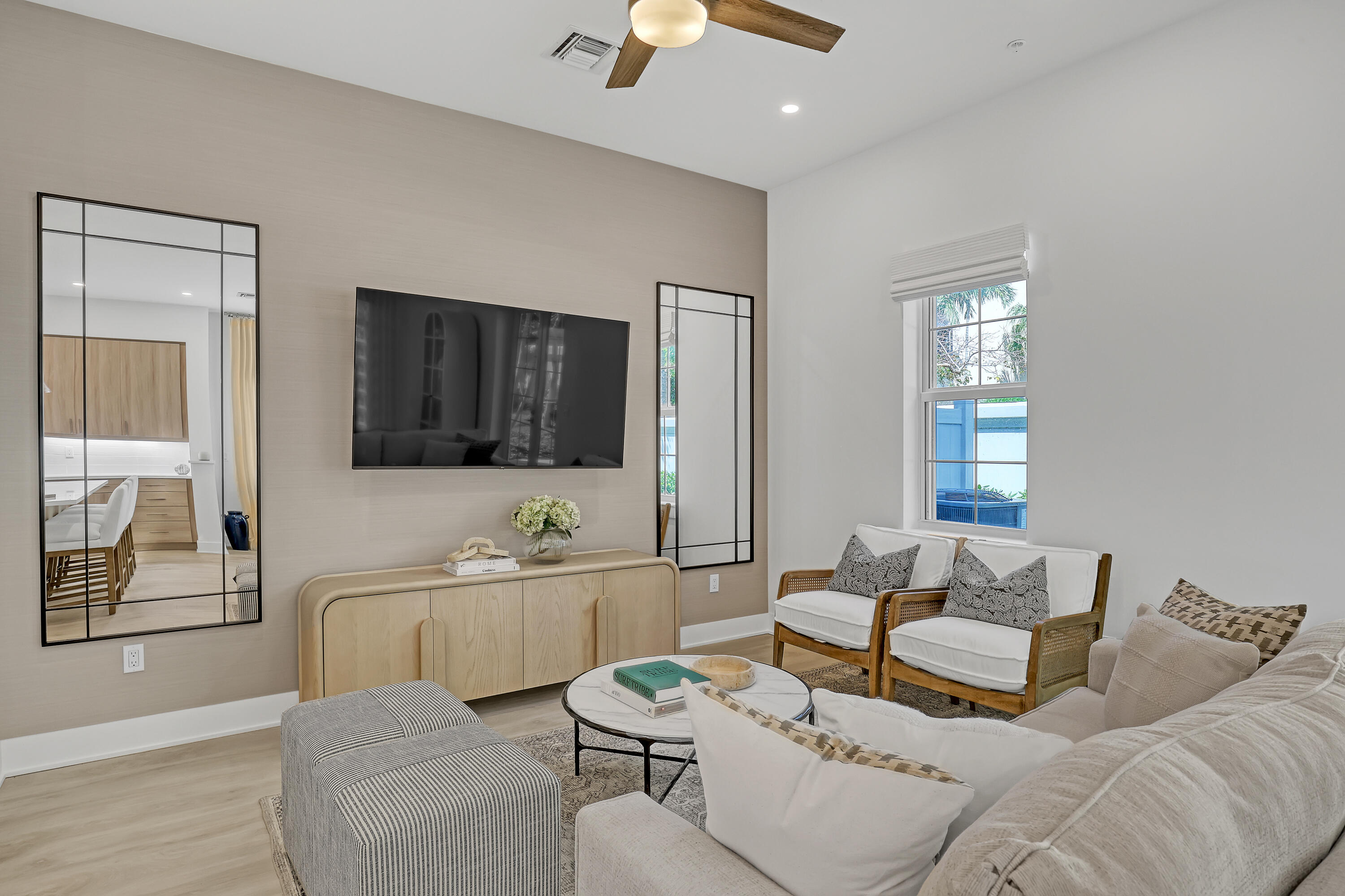 107 ROYAL PALM #107, Tequesta FL 33469