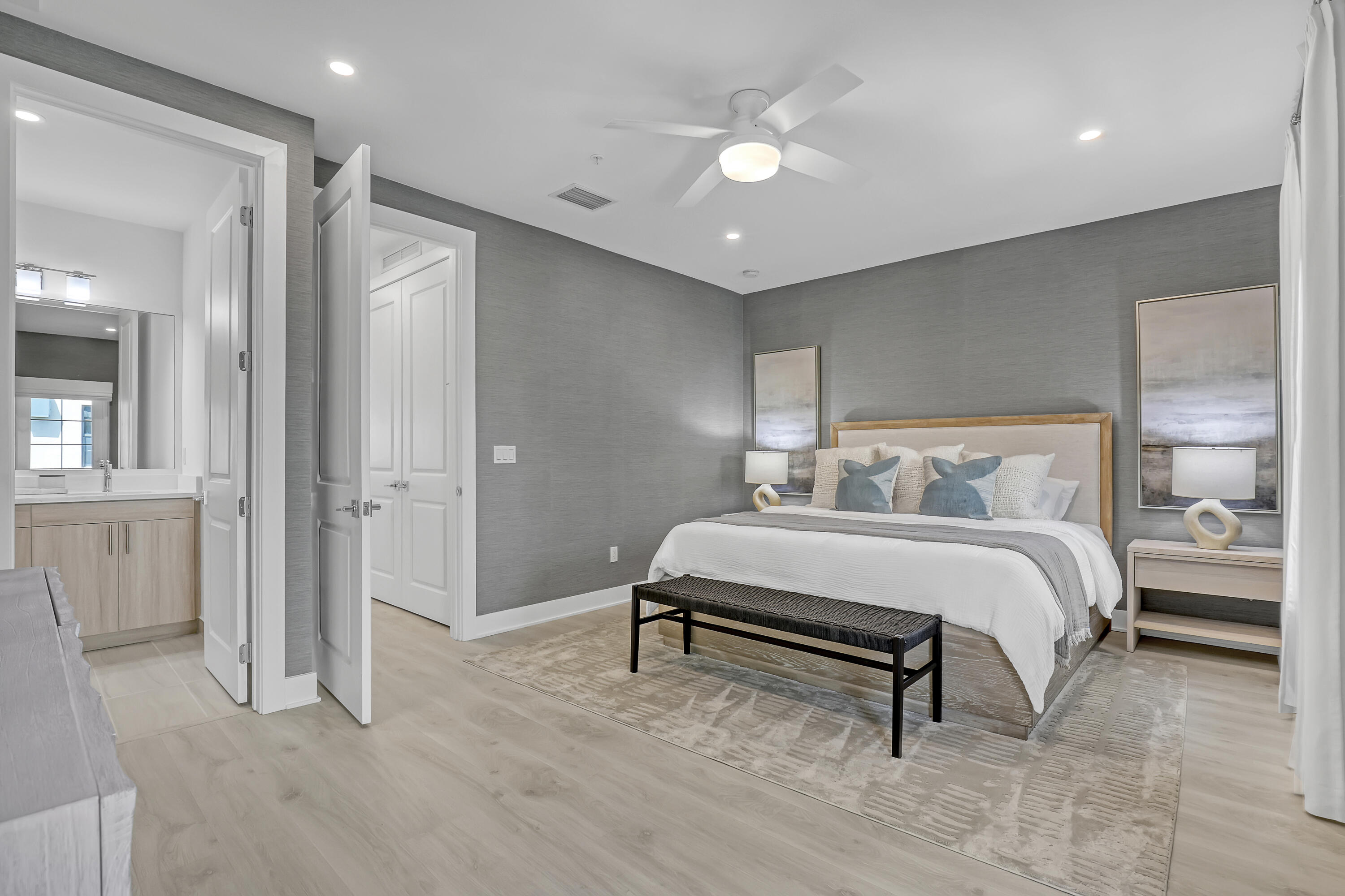 107 ROYAL PALM #107, Tequesta FL 33469