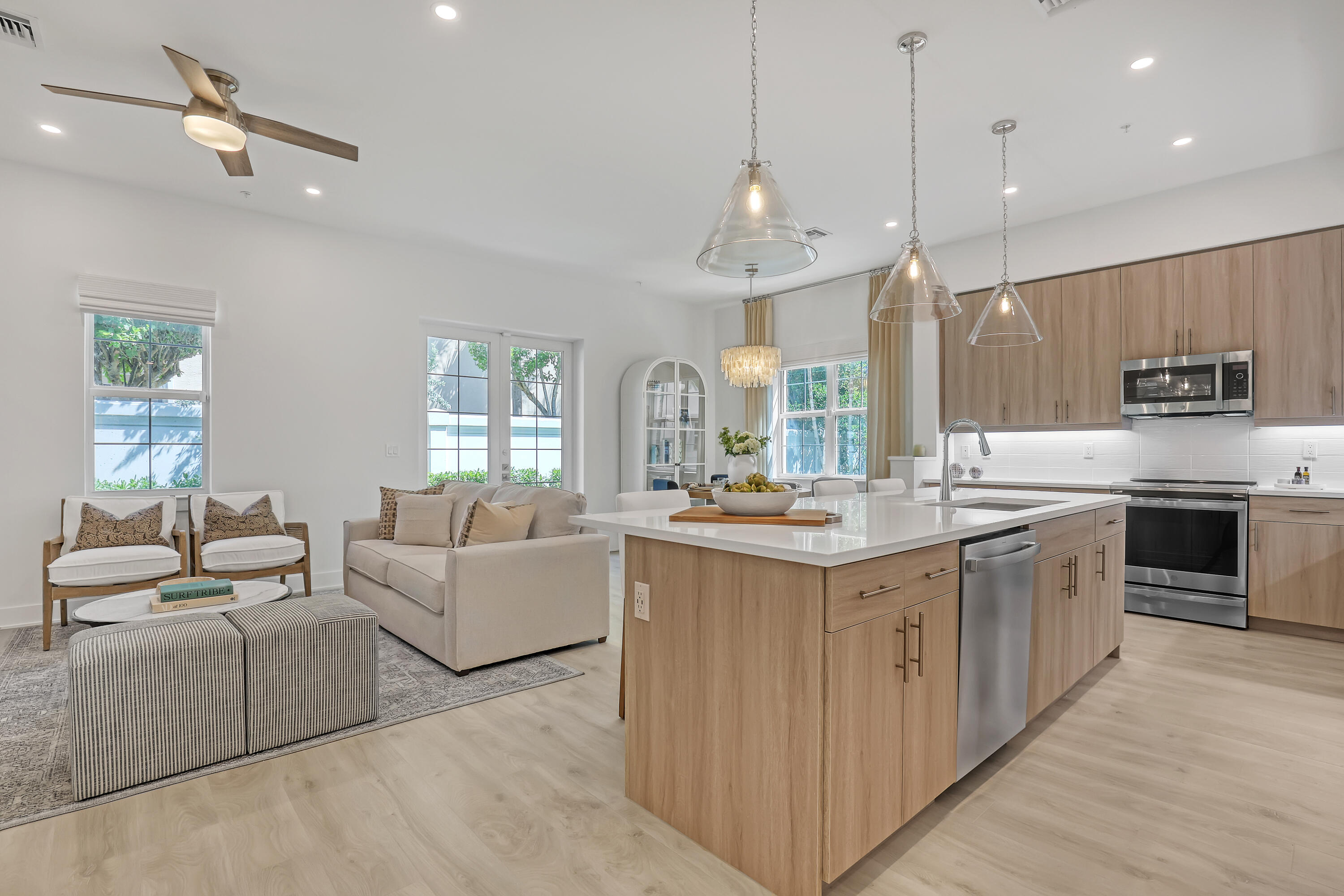 107 ROYAL PALM #107, Tequesta FL 33469