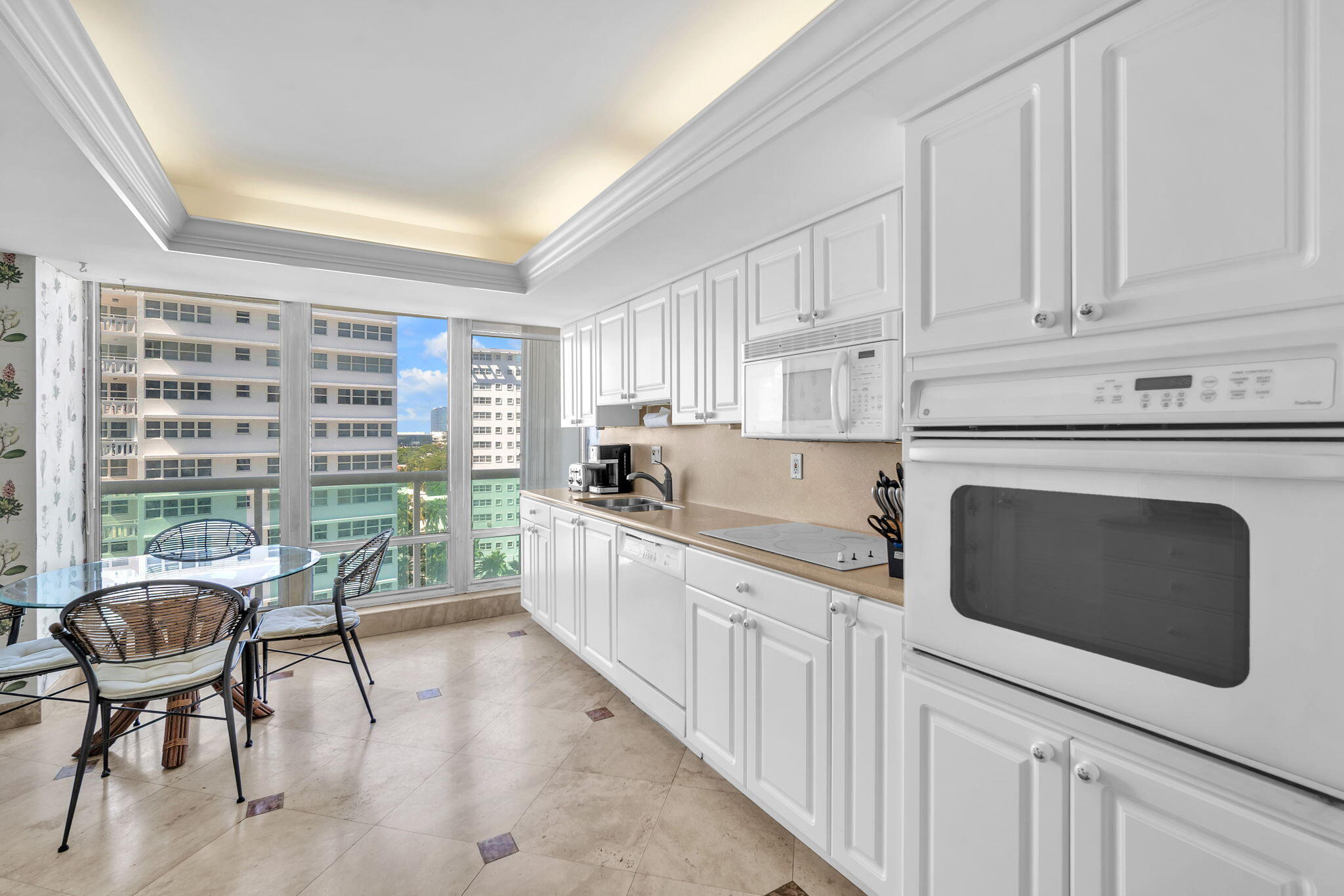 2100 S Ocean #902, Fort Lauderdale FL 33316