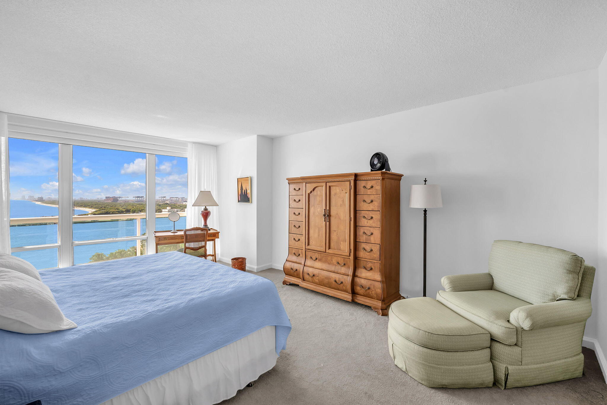 2100 S Ocean #902, Fort Lauderdale FL 33316