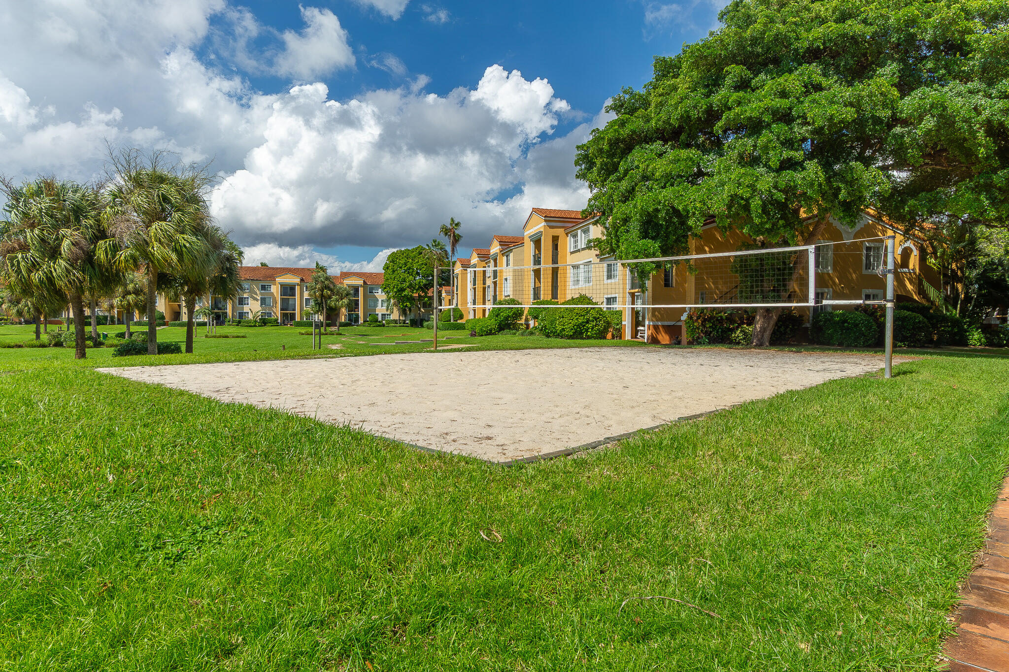 145 YACHT CLUB #109, Hypoluxo FL 33462