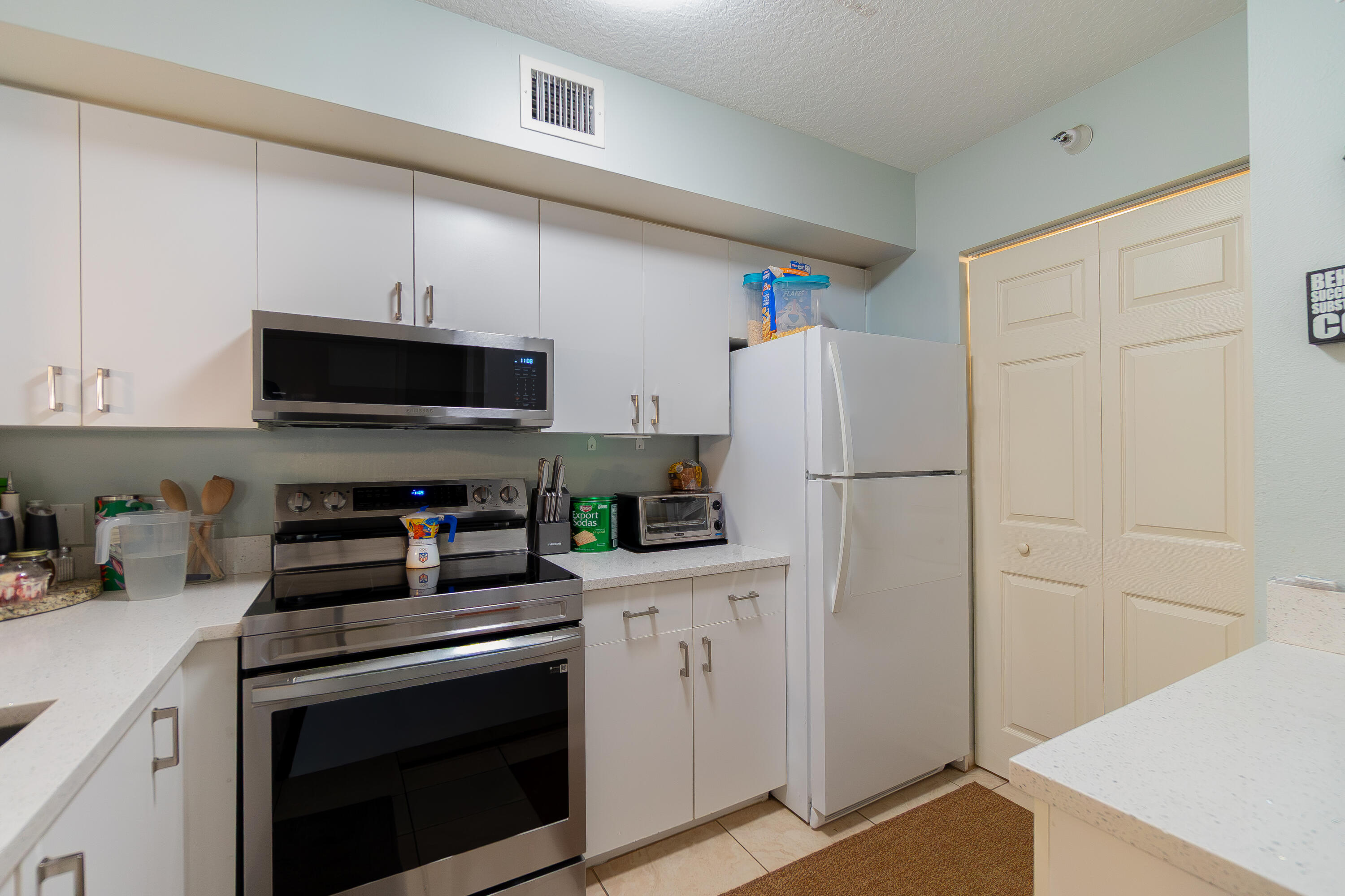 145 YACHT CLUB #109, Hypoluxo FL 33462
