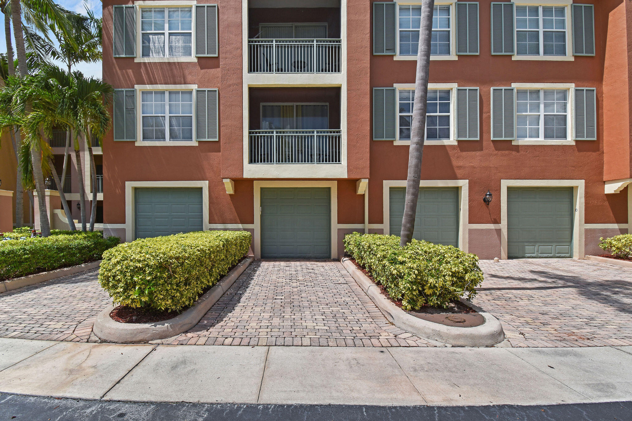 11790 SAINT ANDREWS #102, Wellington FL 33414